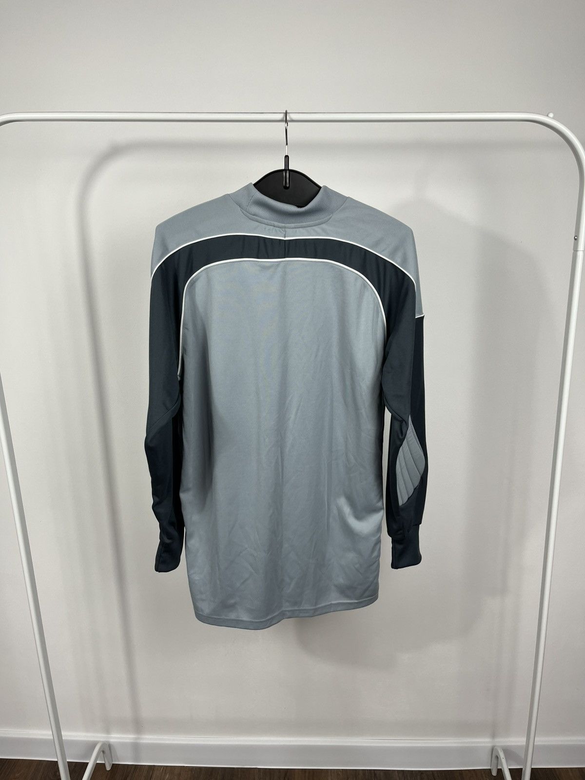 Adidas Vintage Adidas Goalkeeper Jersey Long Sleeve Padded Size S Size US S / EU 44-46 / 1 - 12 Thumbnail