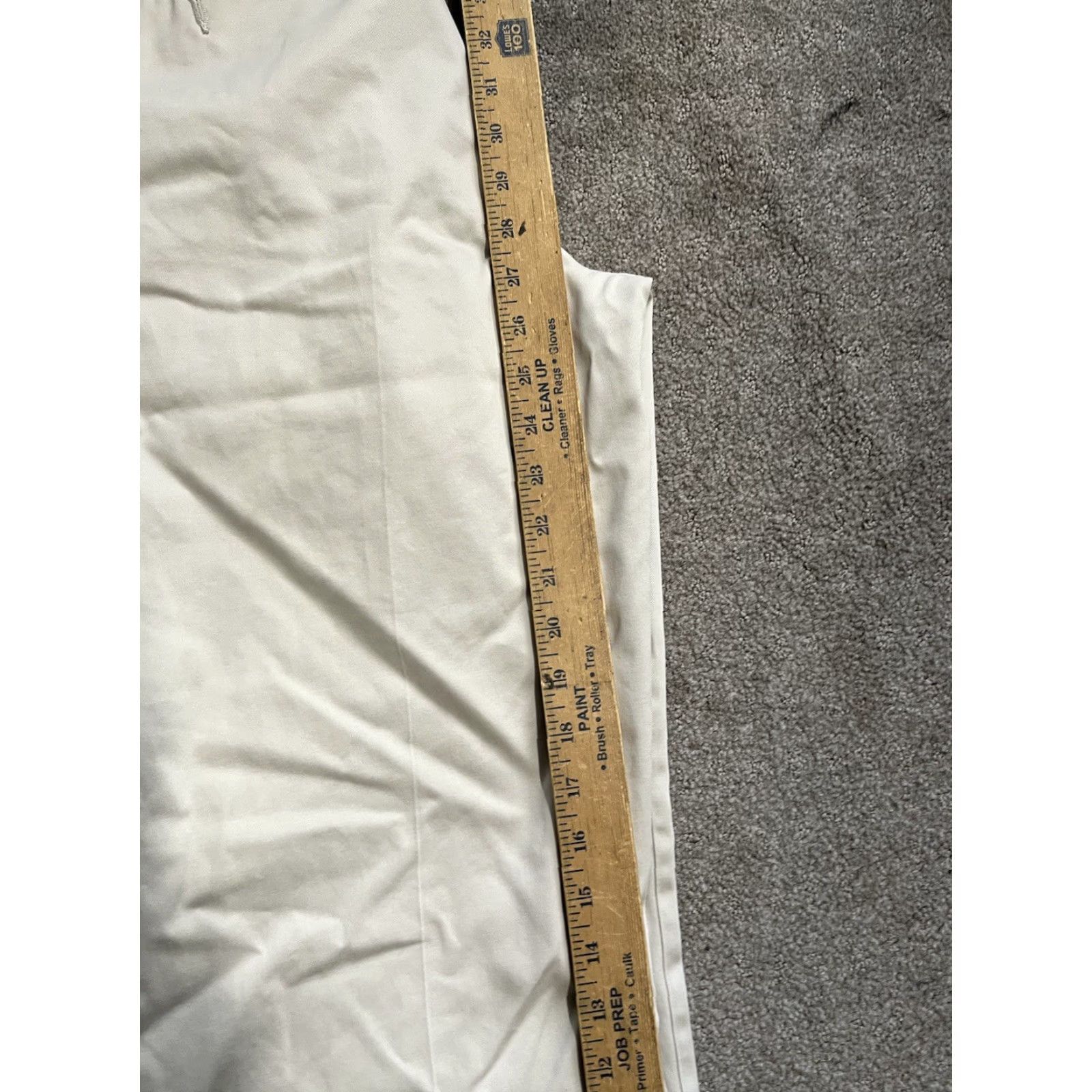 Dockers DOCKERS Mens 34x29 Chino Dress Pants Classic Fit Beige Ivory 90s Vintage Army Apple Pattern Solid Pleated Front Zip Pants Mens Size US 34 / EU 50 - 8 Thumbnail
