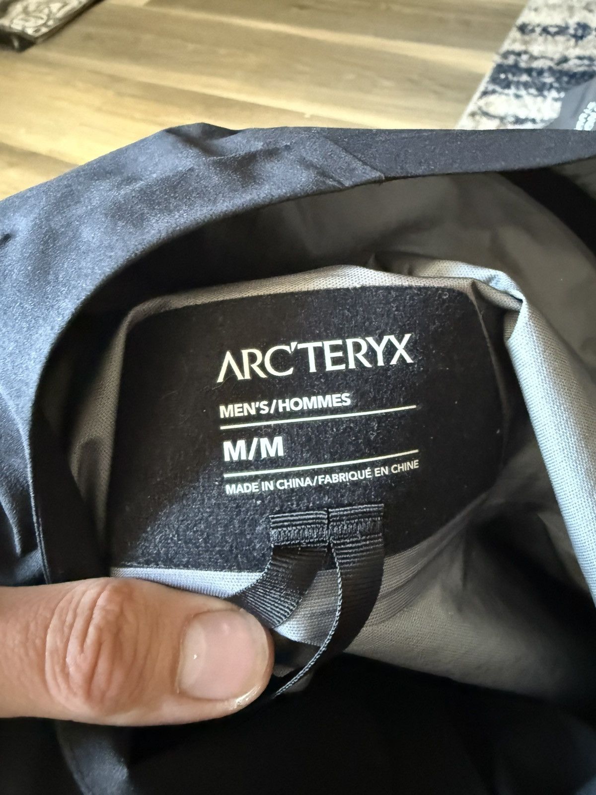 Arc'teryx Arc’teryx Beta Jacket Black/Gold 2022 Size US M / EU 48-50 / 2 - 3 Thumbnail