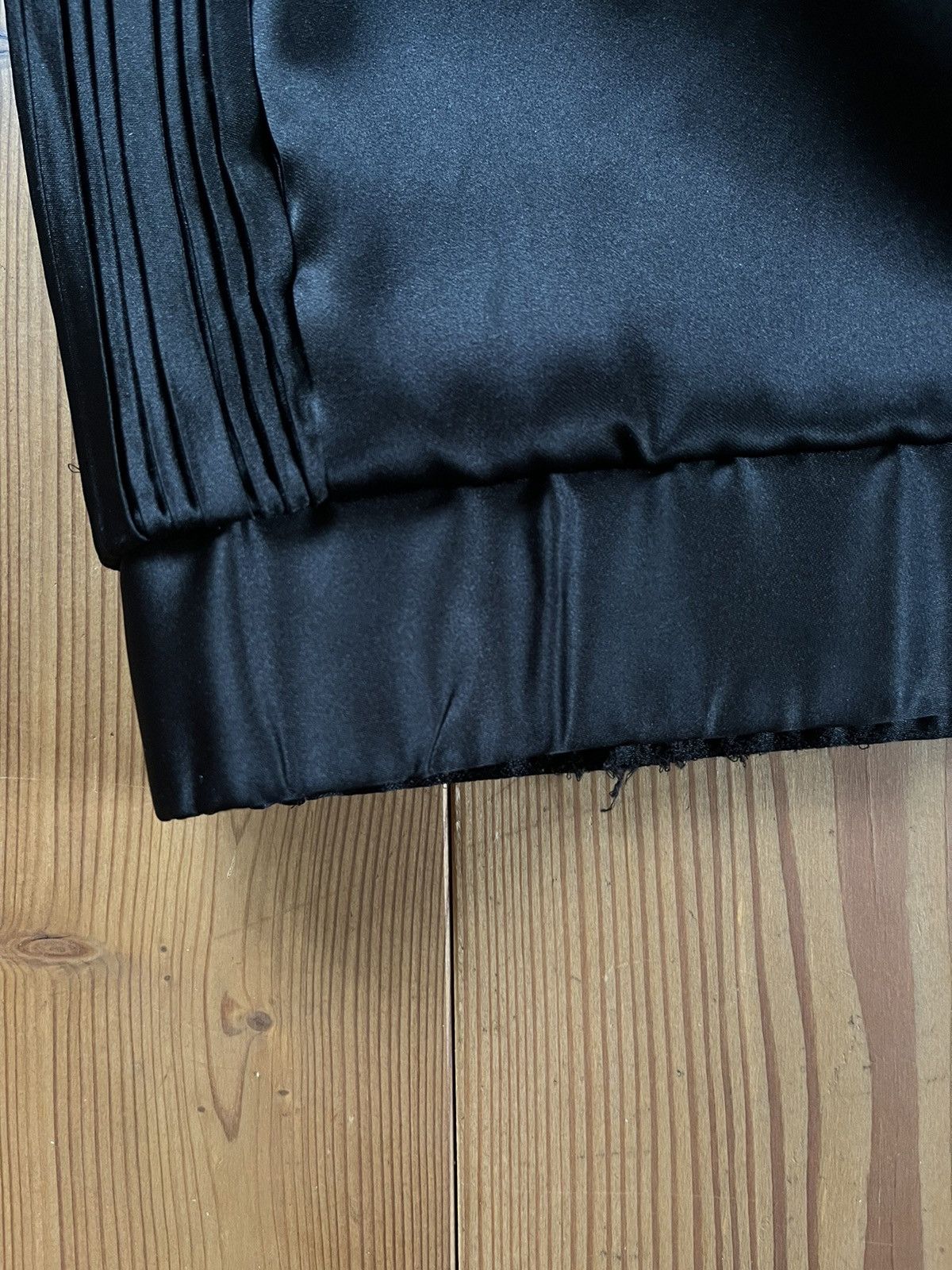 Han Kjobenhavn Satin Track Top Blouson Jacket Plissé Black Size US L / EU 52-54 / 3 - 11 Thumbnail