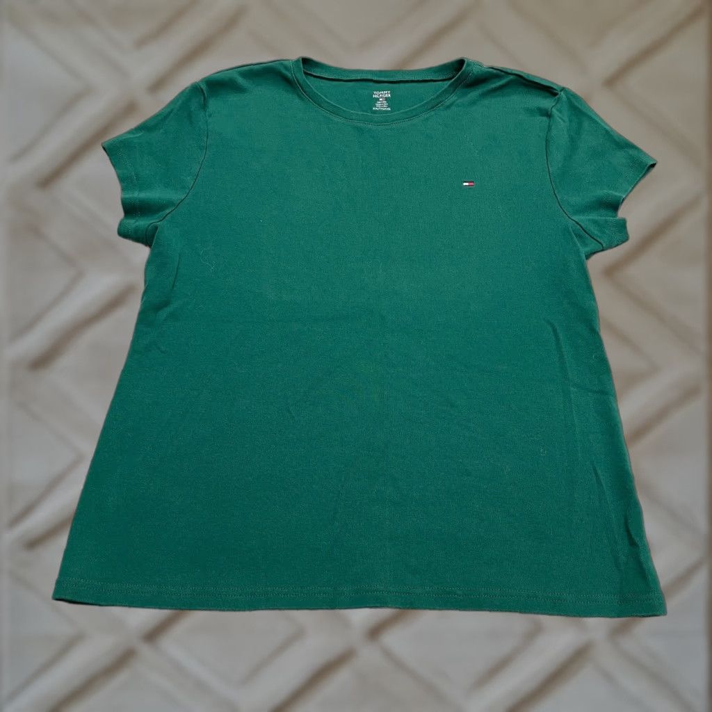Tommy Hilfiger VINTAGE Tommy Hilfiger Logo T-Shirt Womens 2XL Green Cotton Short Sleeve Crew Casual Size XXL / US 16-18 / IT 52-54 - 1 Thumbnail