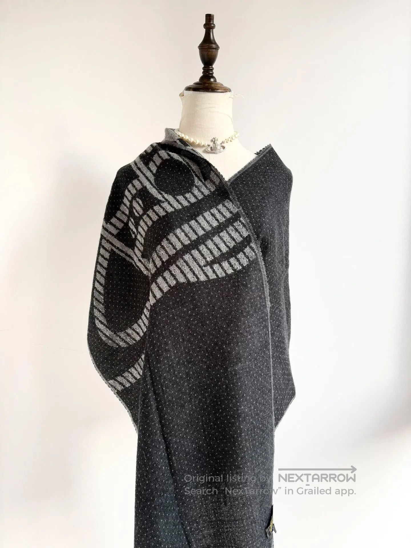 Vivienne Westwood Vivienne Westwood Black Gray Polka Dot Scarf. Size ONE SIZE - 6 Thumbnail