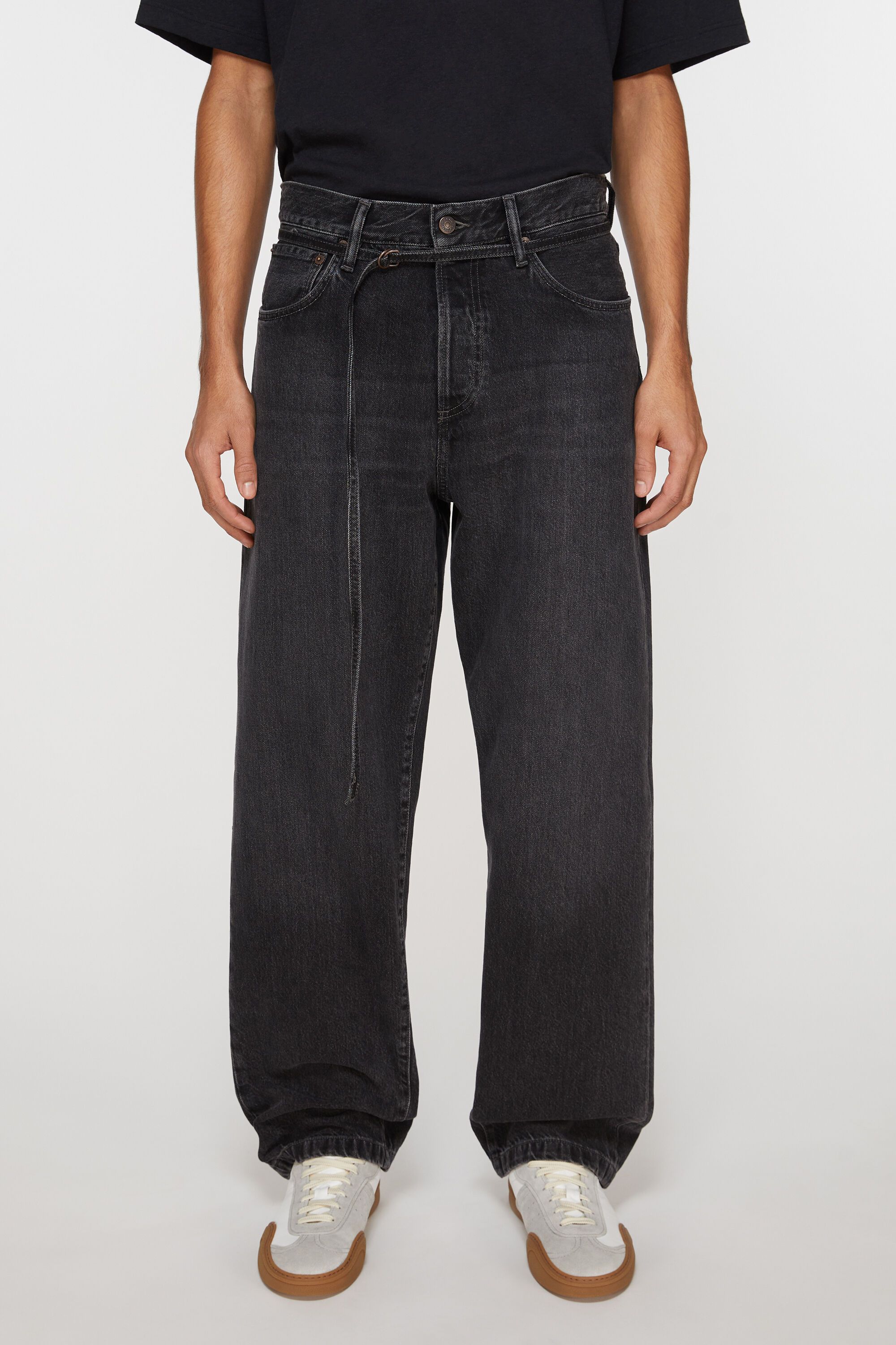 Acne Studios Acne Studios 1991 Toj Ash Black | Grailed