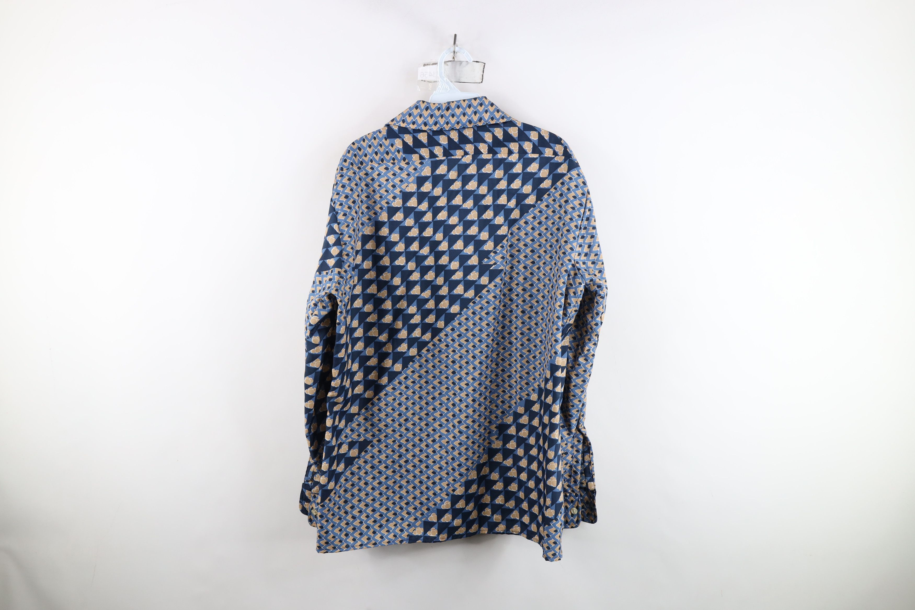 Vintage Vintage 70s Streetwear Silk Collared Button Shirt USA Size US L / EU 52-54 / 3 - 10 Thumbnail