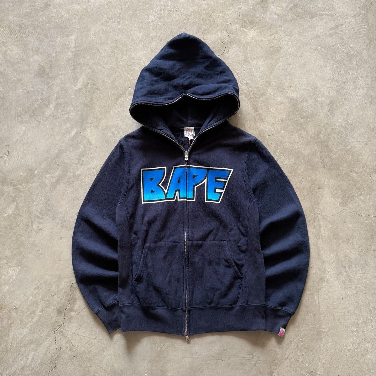 Bape A Bathing Ape BAPE "Kiss" Logo Full Zip Hoodie Size M / US 6-8 / IT 42-44 - 1 Thumbnail