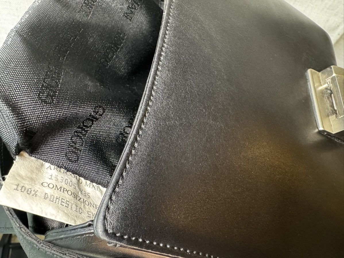 Giorgio Armani Vintage Giorgio Armani Black Leather Shoulder Bag UNISEX Size ONE SIZE - 16 Thumbnail