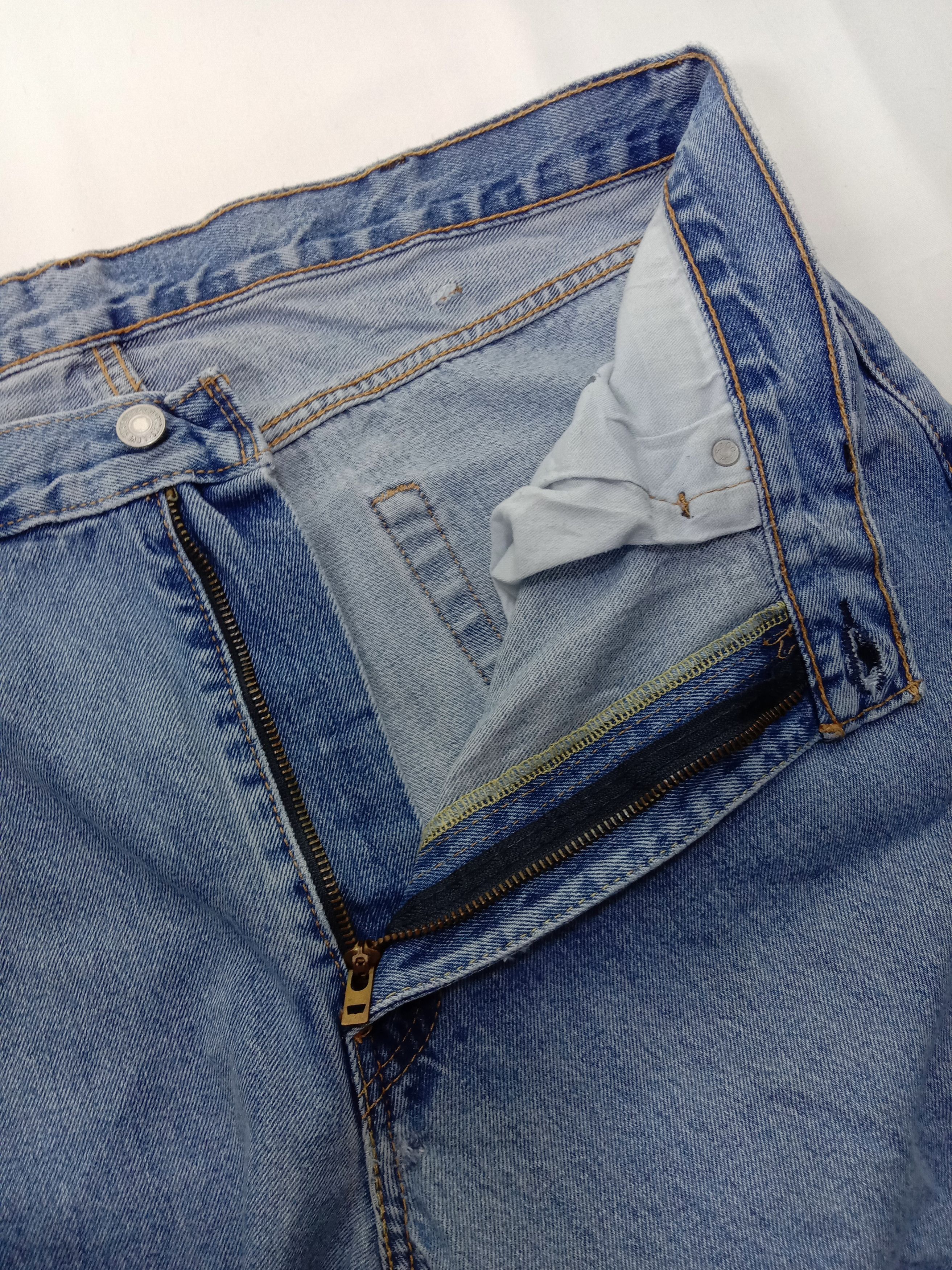 Levi's Vintage Levi's 550 Jeans Relaxed Fit Distressed Denim Size US 37 - 9 Thumbnail