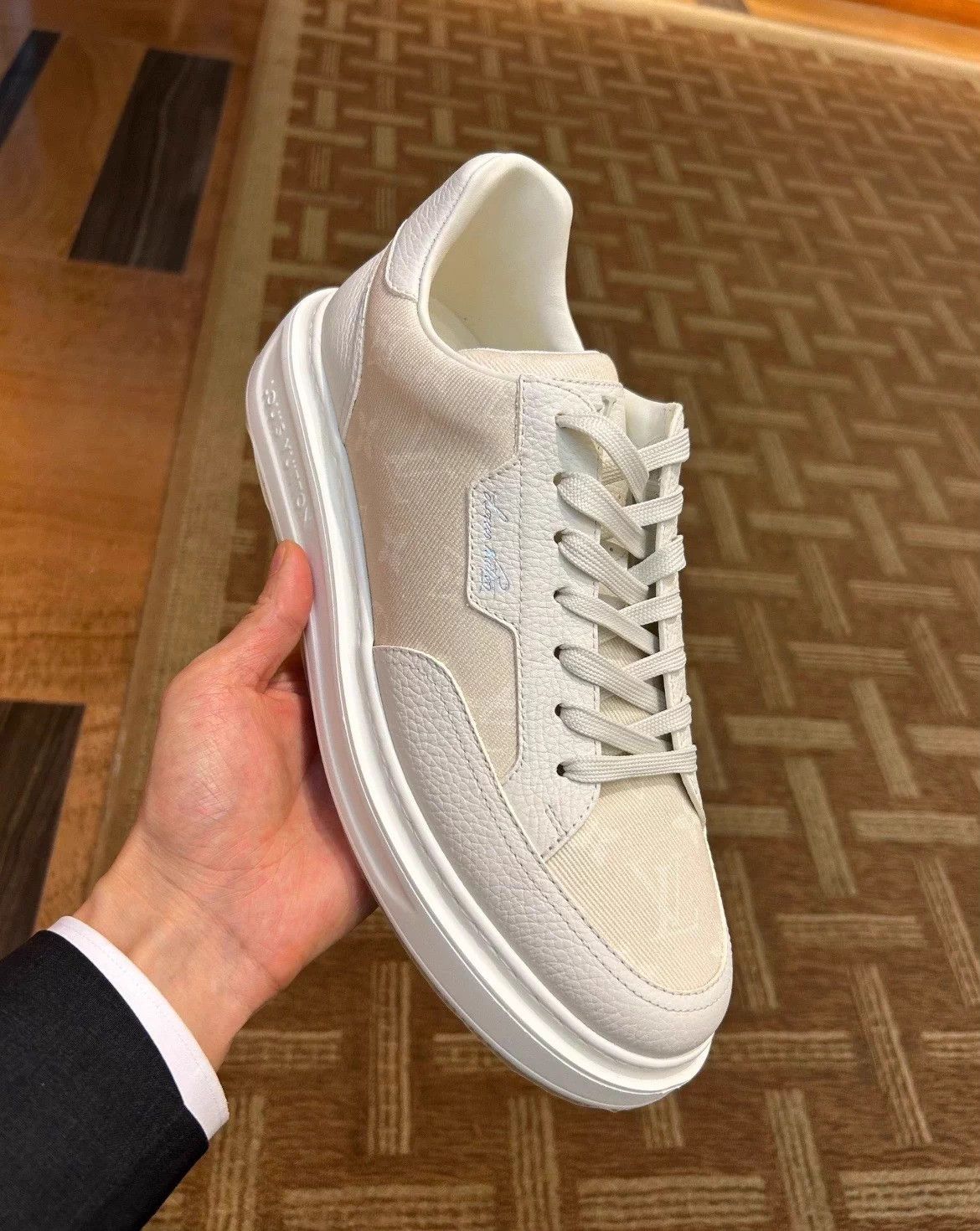 Louis Vuitton LV Trainer Blue & White Sneakers 9/43 Size US 10 / EU 43 - 7 Thumbnail