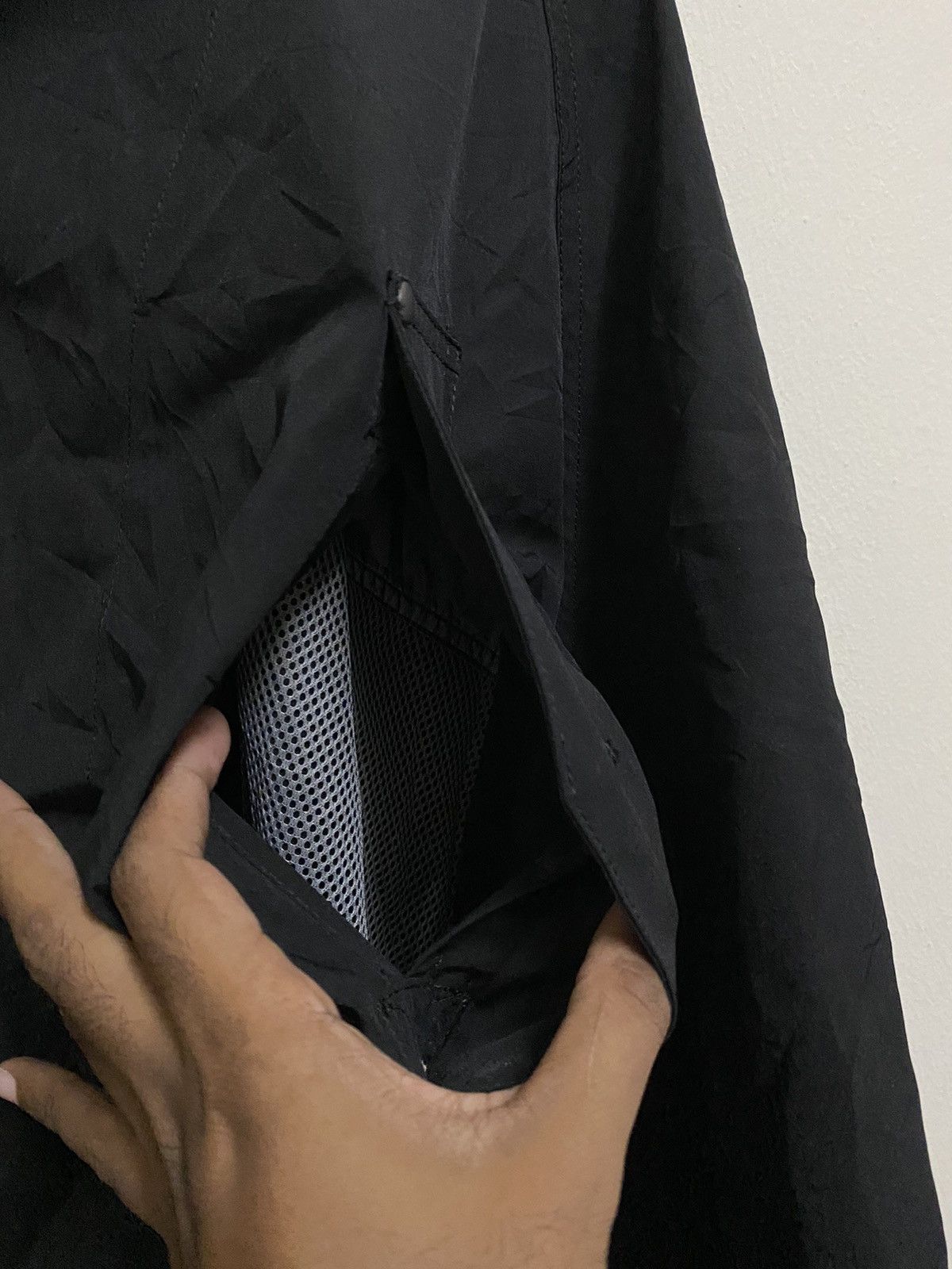 Comme des Garcons rare comme des garcons junya watanabe fw18 reflector poncho Size US L / EU 52-54 / 3 - 9 Thumbnail