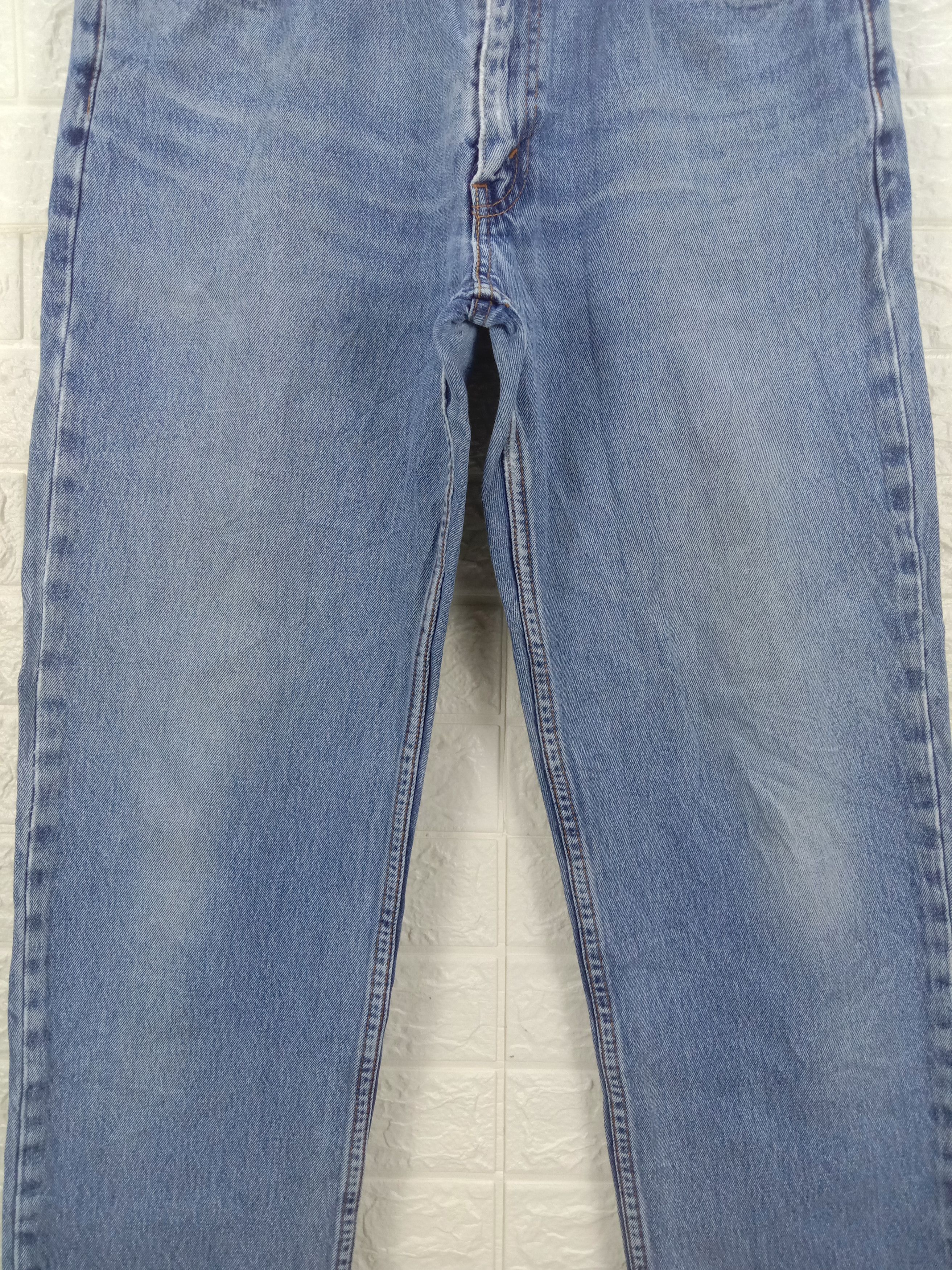 Levi's Vintage Levi's 550 Jeans Blue Wash Relaxed Fit Denim Size US 33 - 3 Thumbnail