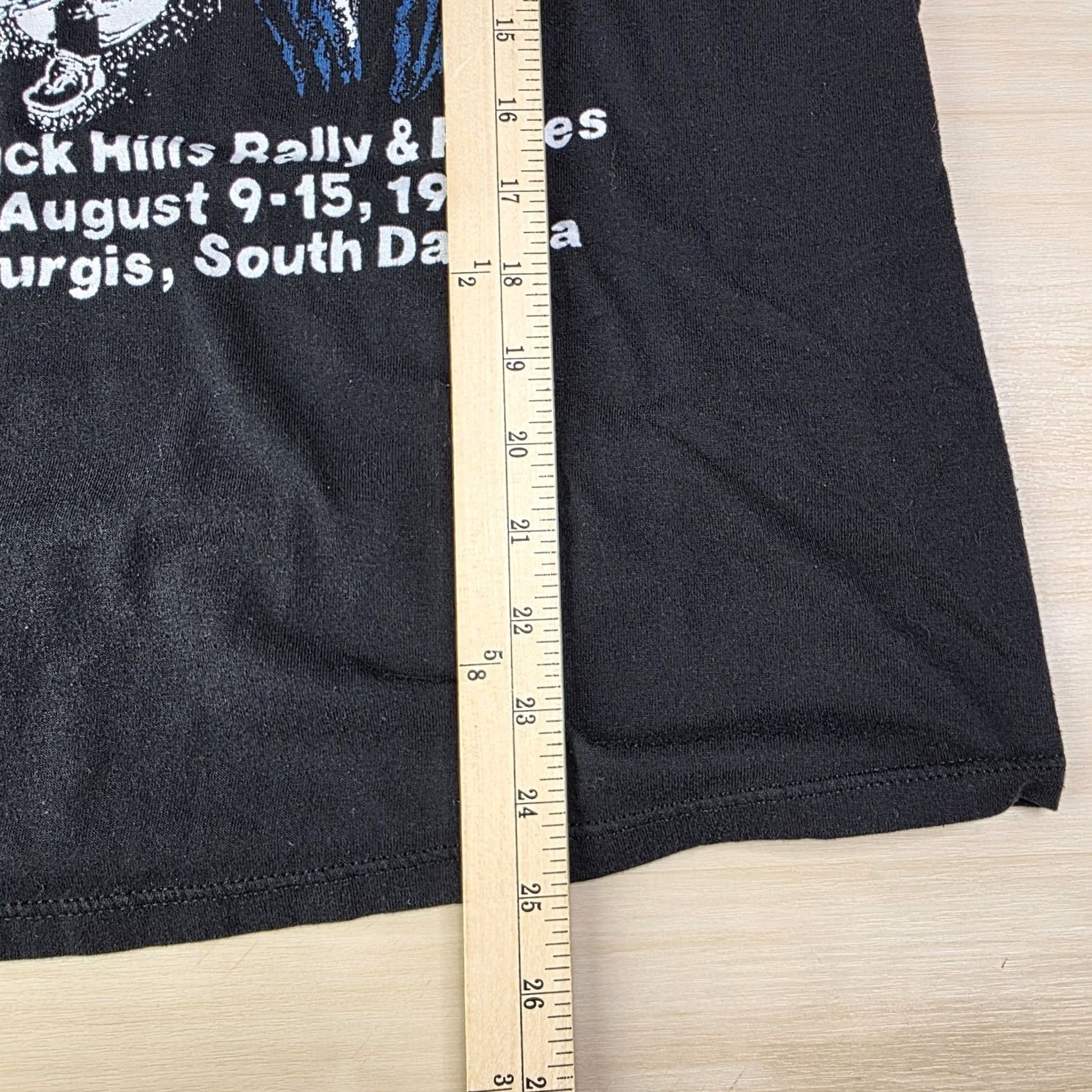 Jerzees VINTAGE Sturgis Black Hills Rally Shirt Mens Medium Motorcycle Wolf 1993 90s Size US M / EU 48-50 / 2 - 7 Thumbnail