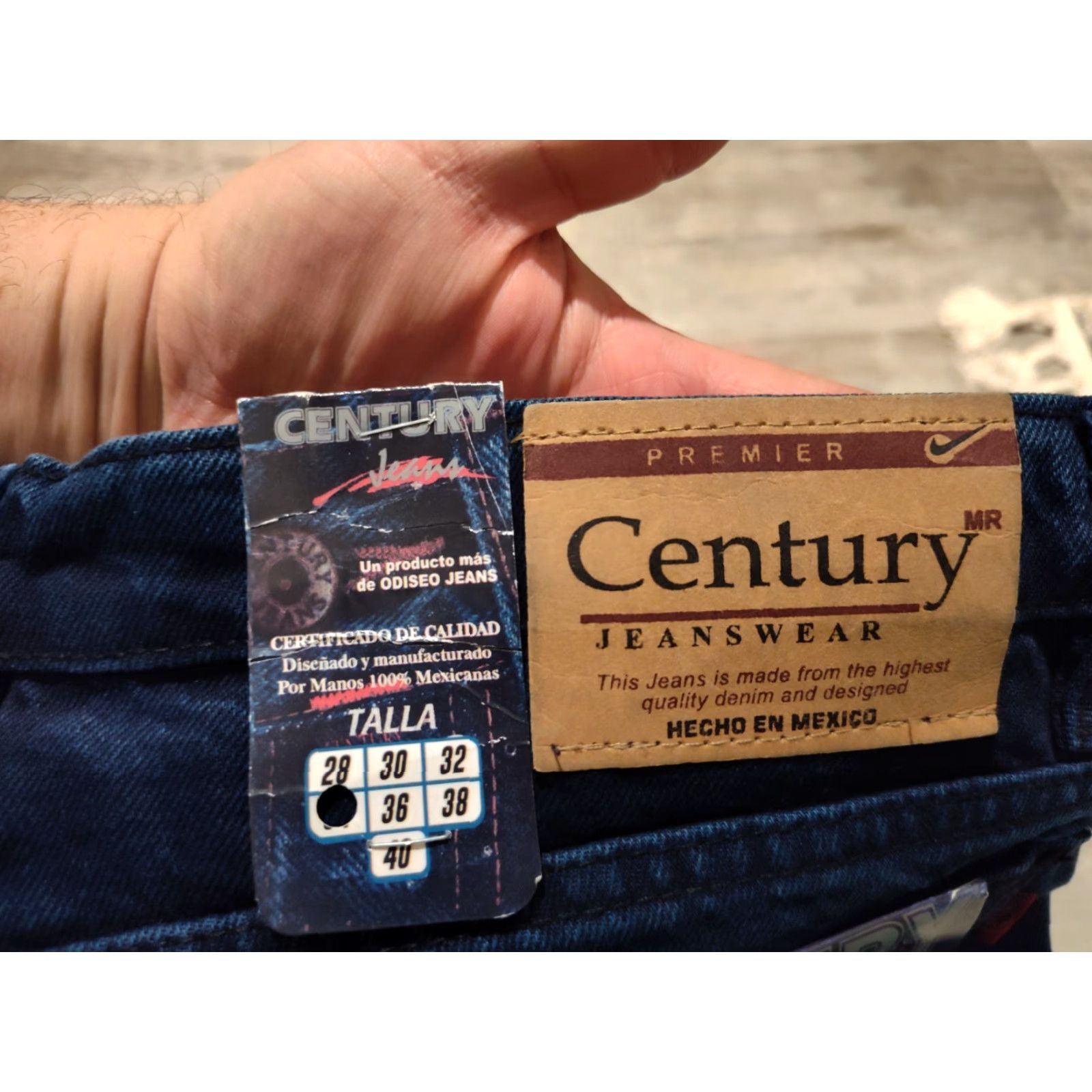 Denime VINTAGE Century Jeanswear Men's Denim Jeans 34x30 Straight Blue 90s Cowboy Casual Size US 34 / EU 50 - 4 Thumbnail