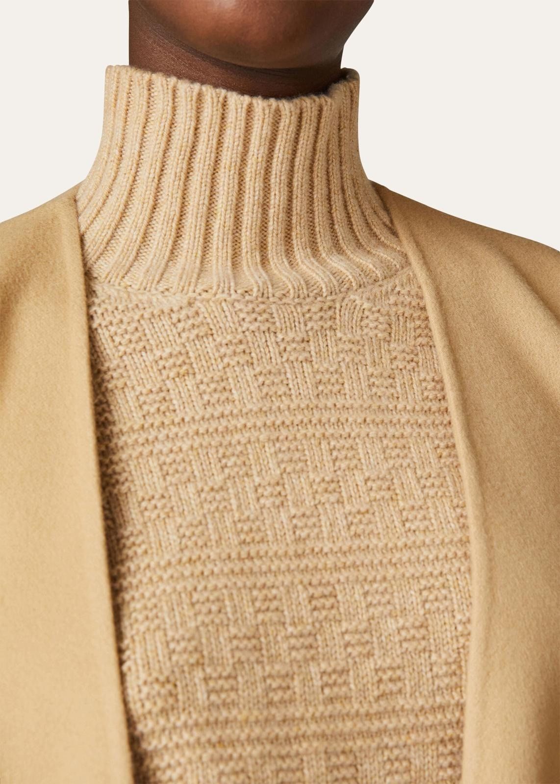 Loro Piana o1srvl11e0824 New Plymouth Turtleneck Sweater in Ivory Size L / US 10 / IT 46 - 5 Thumbnail