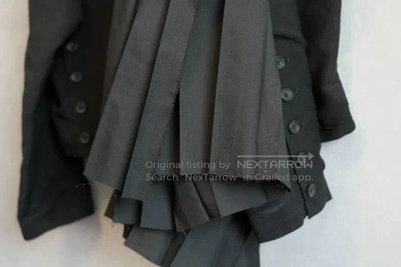 Yohji Yamamoto Yohji Yamamoto Pleated Embroidered Jacket. Size US M / EU 48-50 / 2 - 8 Thumbnail