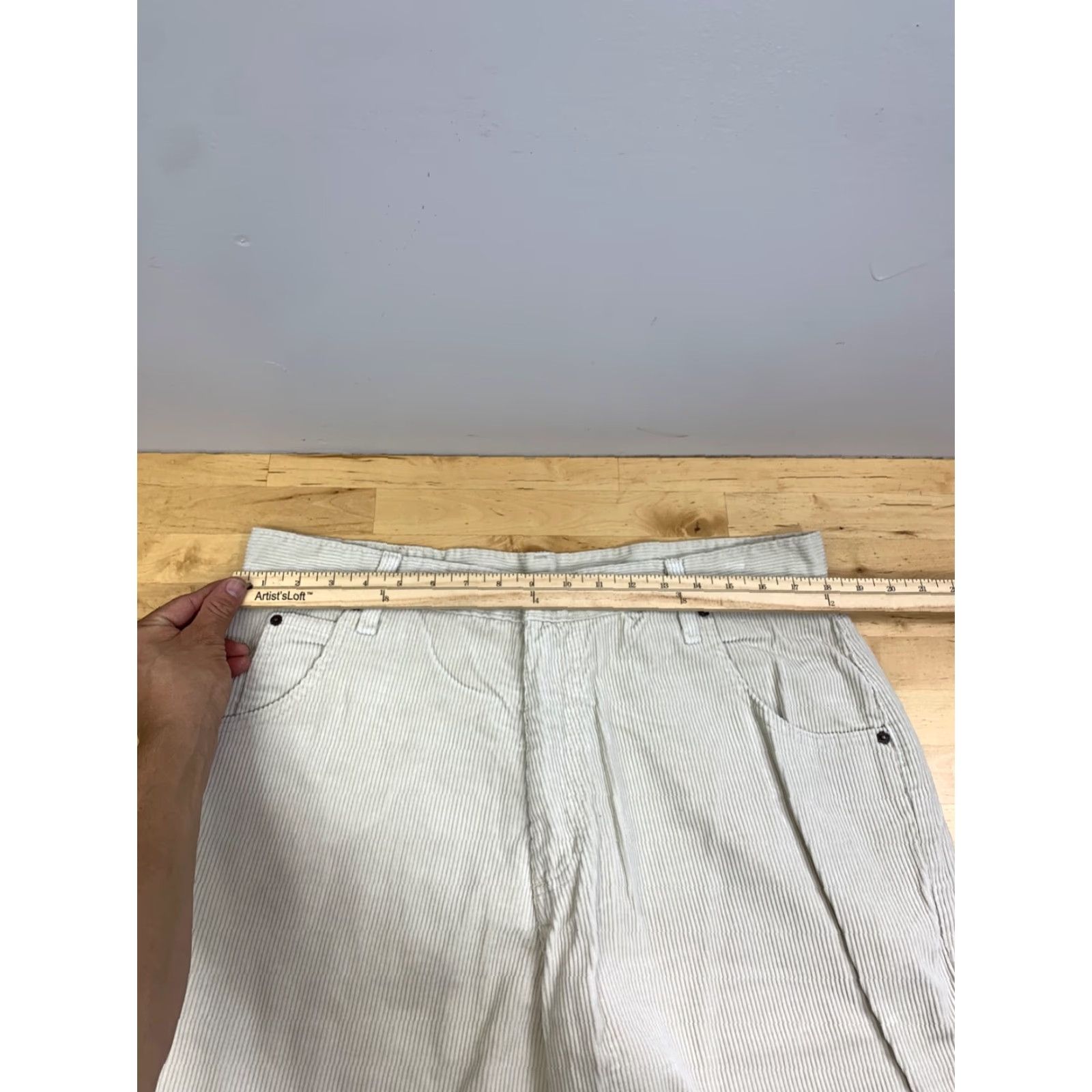 Vintage VINTAGE Solo Corduroy Pants Men 38 Light Beige 90s USA Wide Leg 13038 Size US 38 / EU 54 - 4 Thumbnail