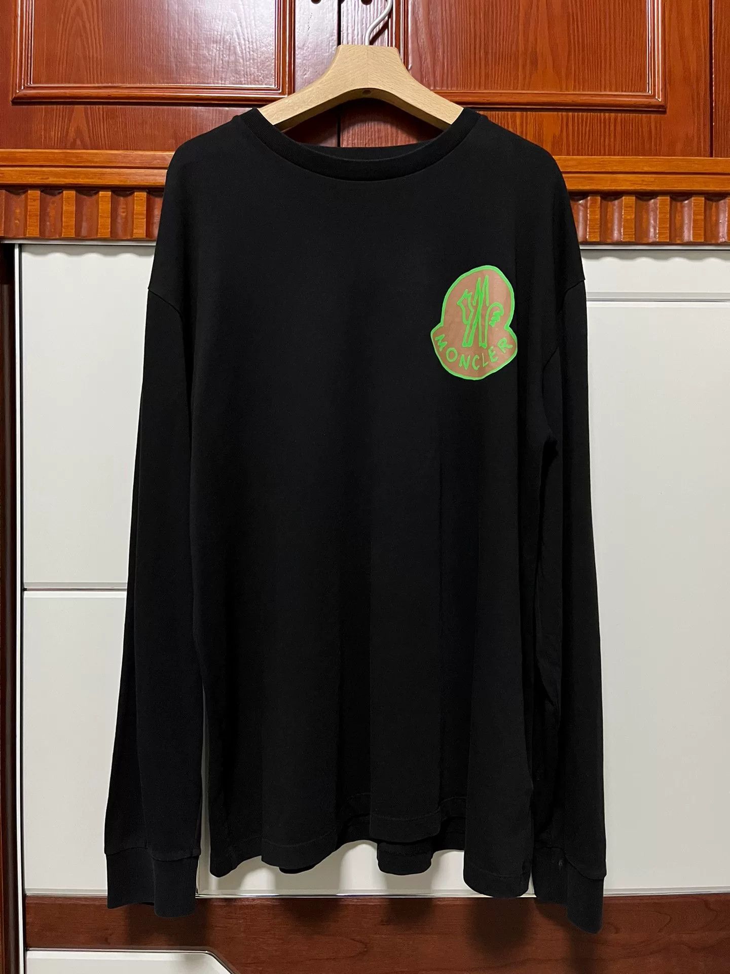Moncler Moncler Long-Sleeve Big Logo T-Shirt Size US XL / EU 56 / 4 - 1 Thumbnail