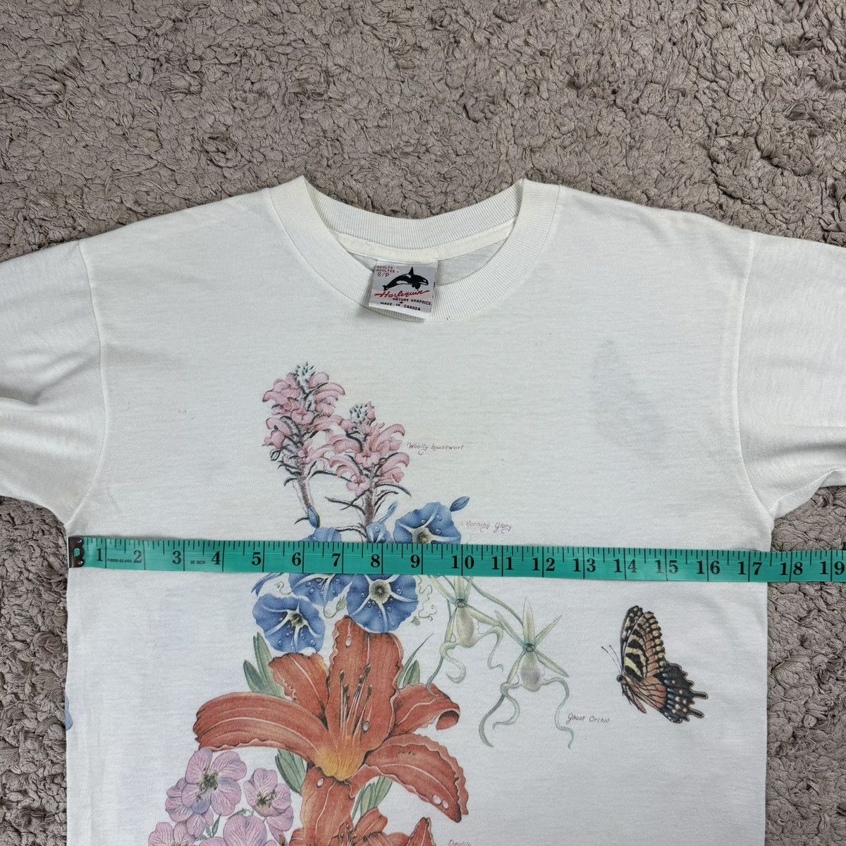 Vintage Vintage 90’s Floral and Butterfly Victoria Canada T-shirt Size US S / EU 44-46 / 1 - 16 Thumbnail