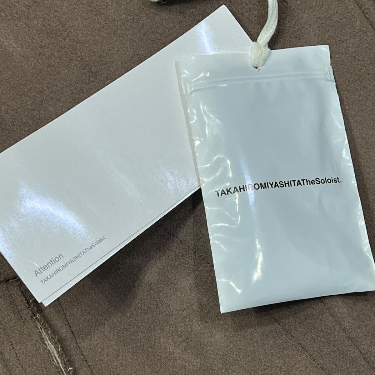 Takahiromiyashita The Soloist. TAKAHIROMIYASHITA The Soloist. Cashmere Taupe Wrapping Coat Size US S / EU 44-46 / 1 - 5 Thumbnail