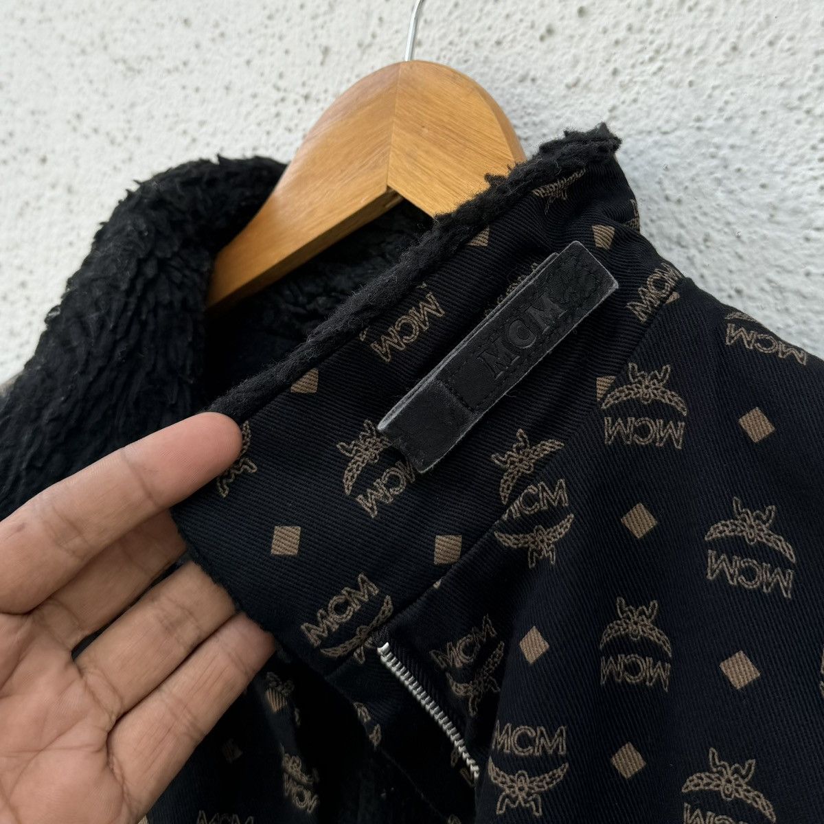 MCM MCM Legere Monogram Logo Lined Blanket Fleece Collar Jacket Size L / US 10 / IT 46 - 8 Thumbnail