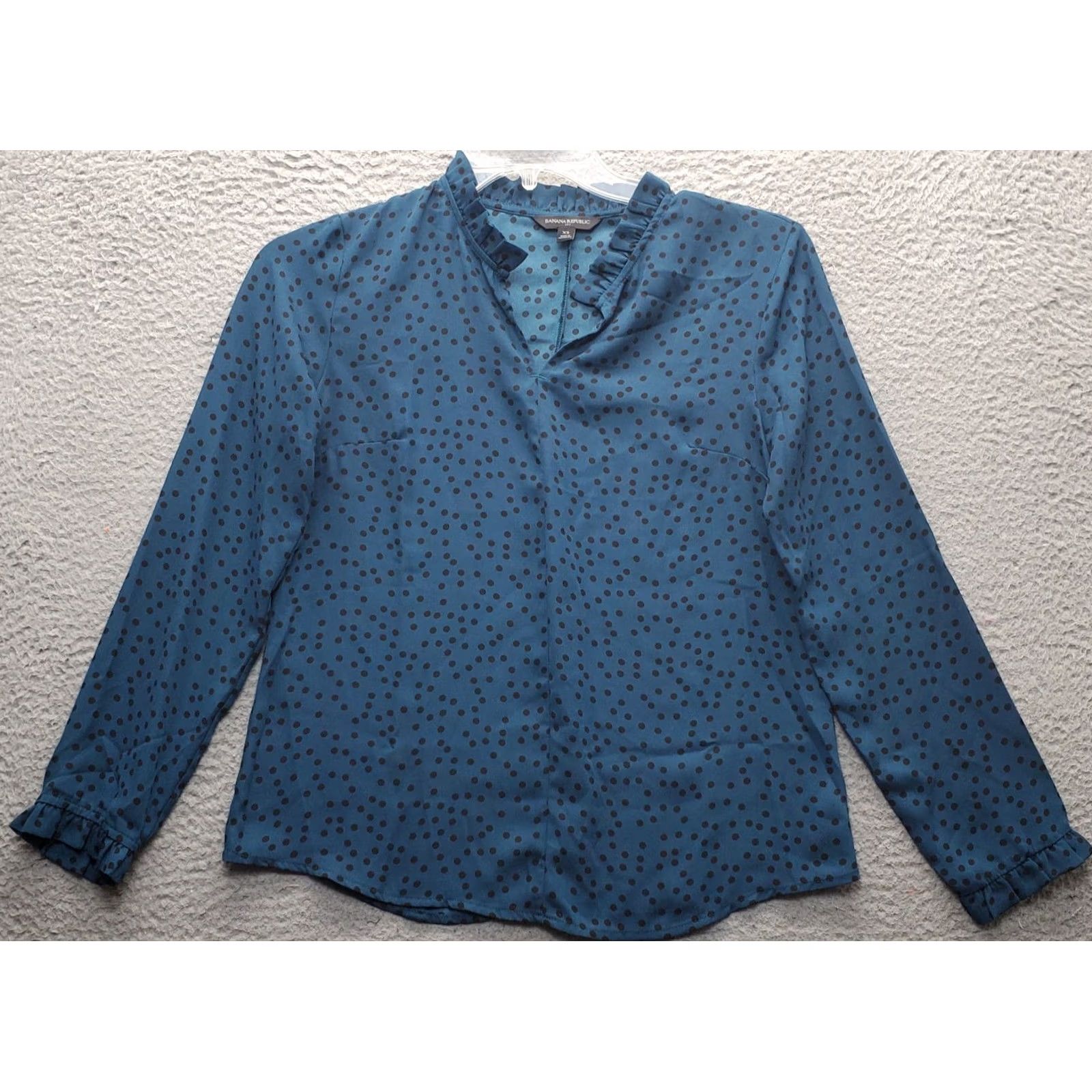 Banana Republic Banana Republic Blouse Womens XS Polka Dot Long Sleeve V-Neck Ruffle Top Size XS / US 0-2 / IT 36-38 - 2 Thumbnail