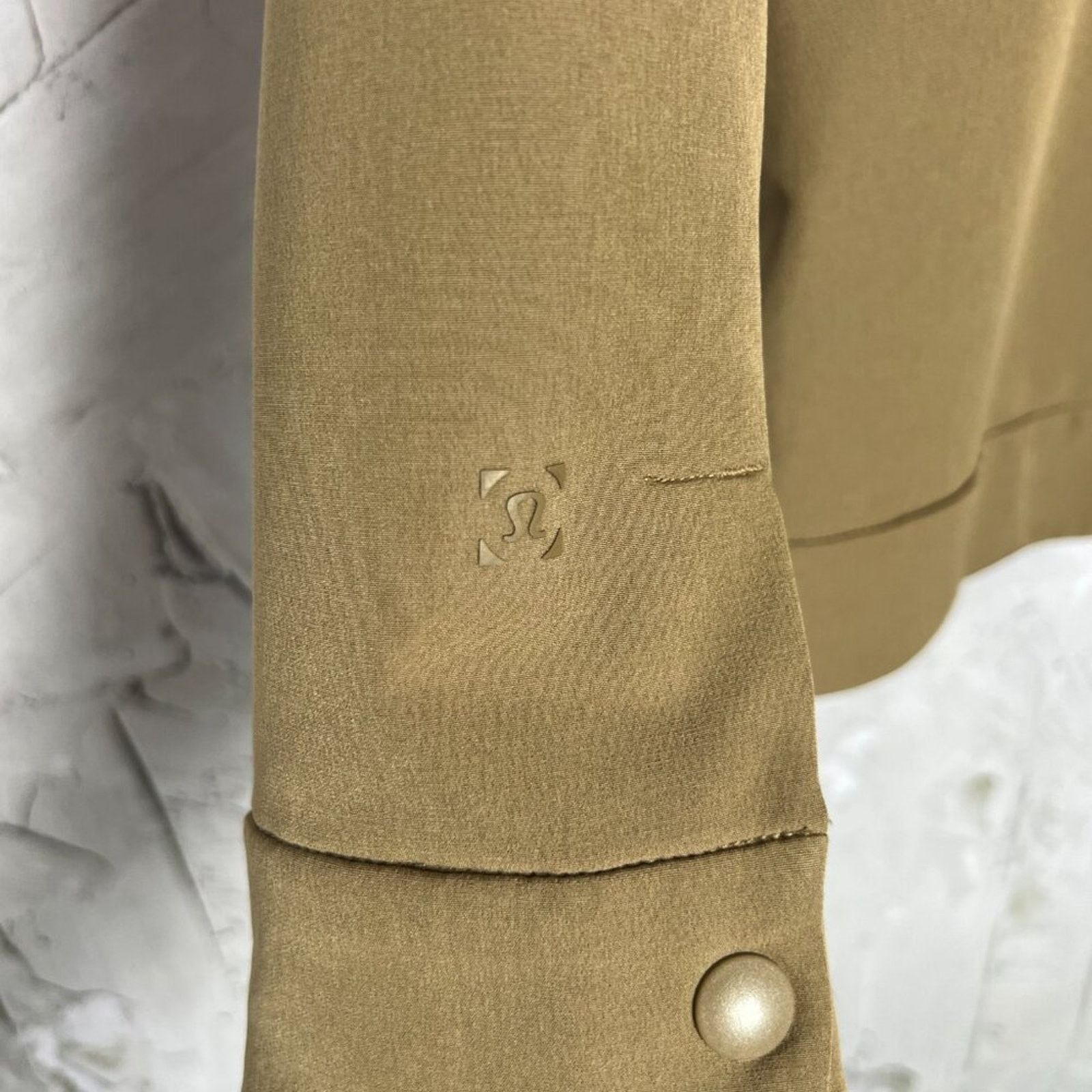Lululemon Lululemon City Excursion Jacket Brown Mesh Bomber XS Size US XS / EU 42 / 0 - 7 Thumbnail