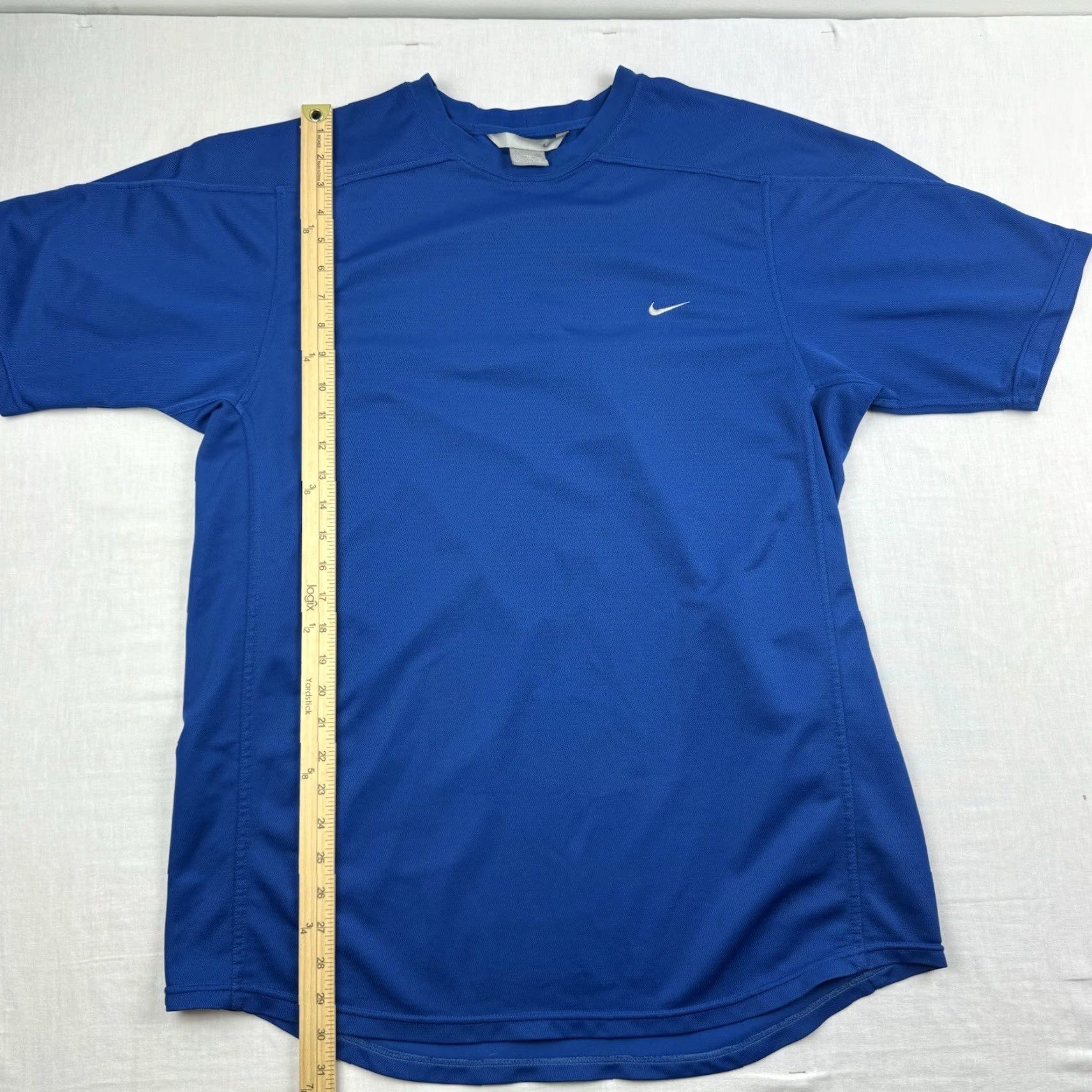 Nike VINTAGE Nike Athletic Shirt Men XL Blue Sports T-Shirt Crew Neck Short Sleeve Y2K Silver Tag Size US XL / EU 56 / 4 - 4 Thumbnail