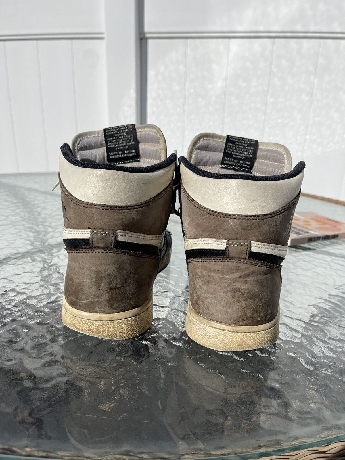 Nike Air Jordan 1 High Mocha Size US 11 / EU 44 - 6 Thumbnail