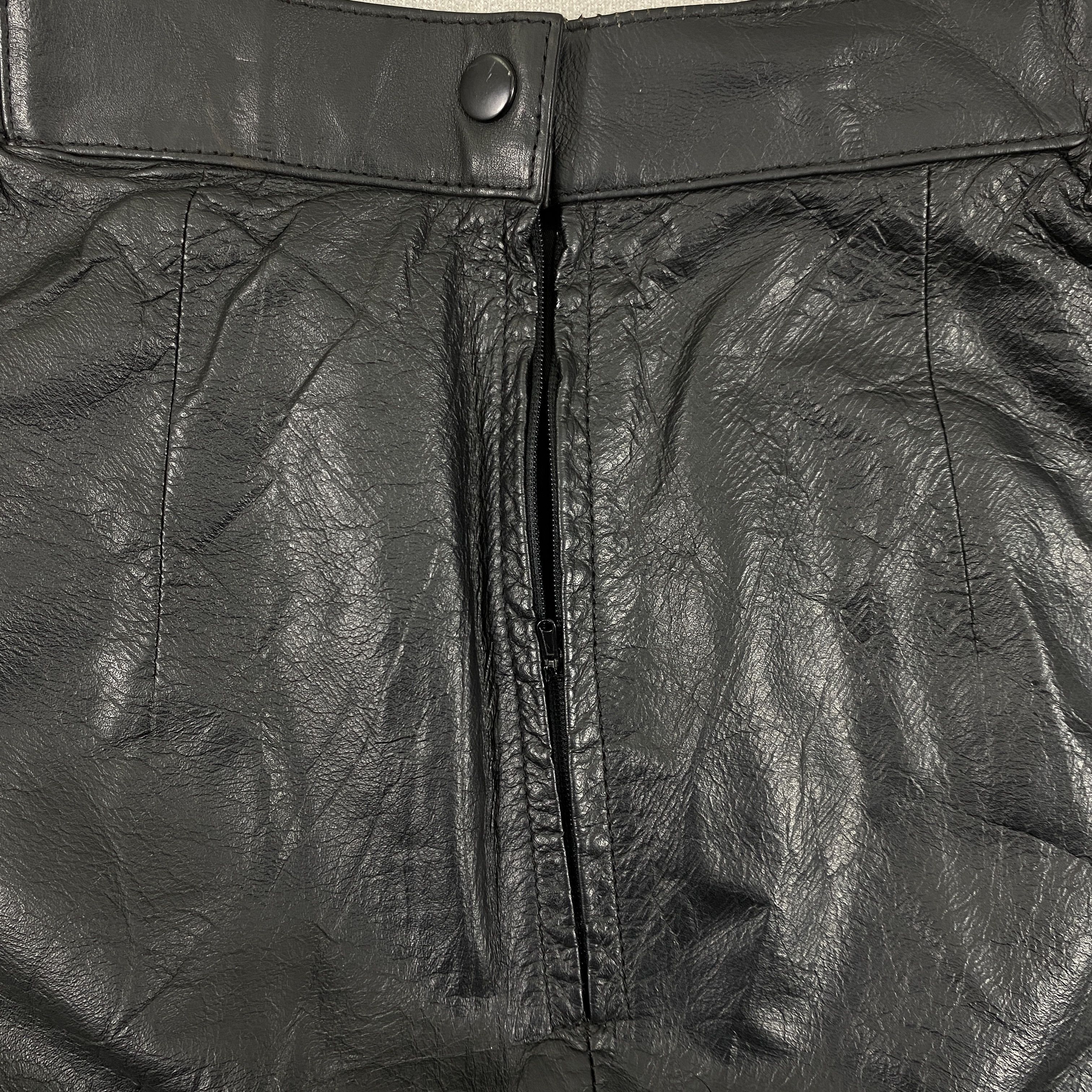 Leather Japanese Brand Black Leather Skirt Women- J417 Size 24" / US 00 / IT 34 - 6 Thumbnail
