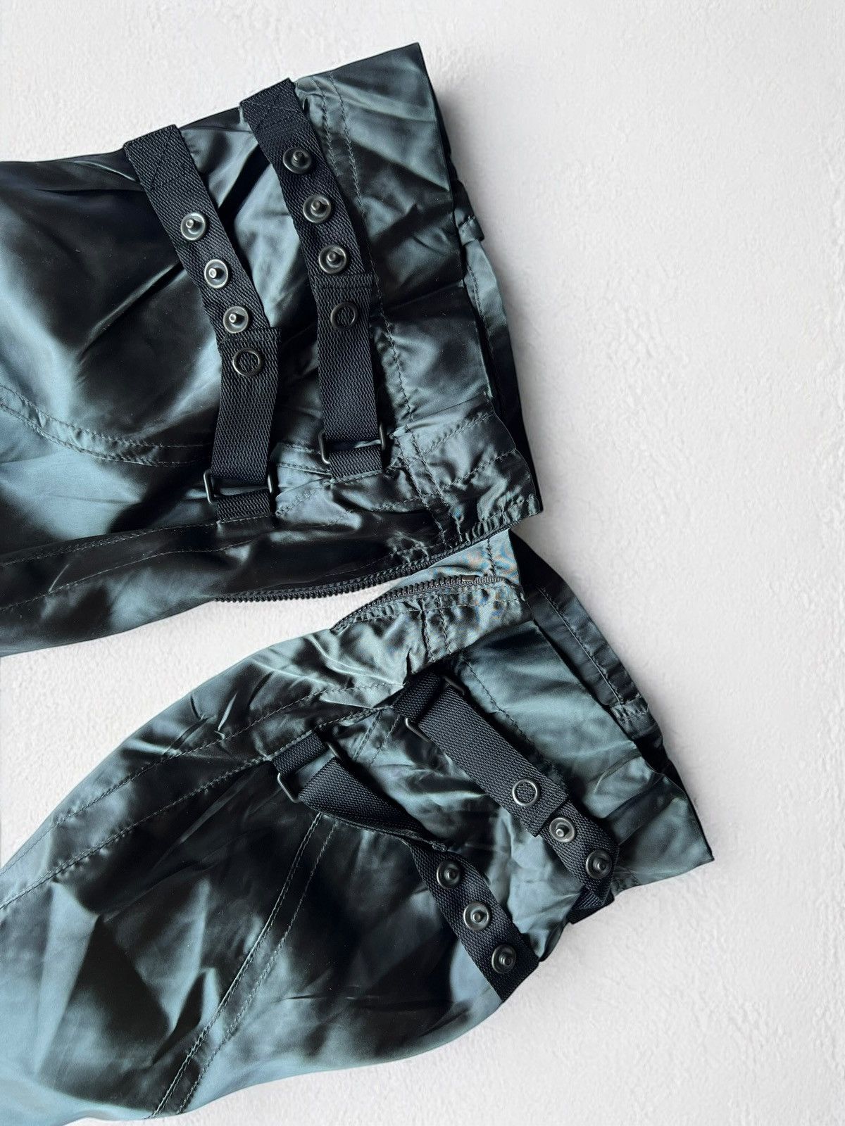 Prada Prada Archive Astro Nylon Bondage Cargo Pants vintage Size US 28 / EU 44 - 7 Thumbnail