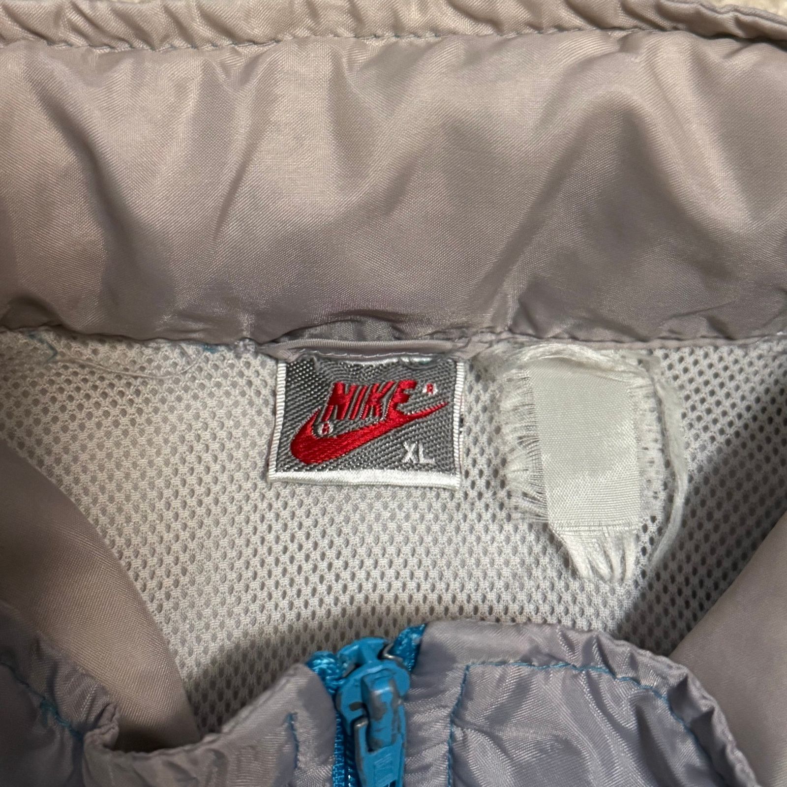 Nike Vintage 90s Nike Windbreaker Track Jacket XL Hidden Hood Size US XL / EU 56 / 4 - 5 Thumbnail