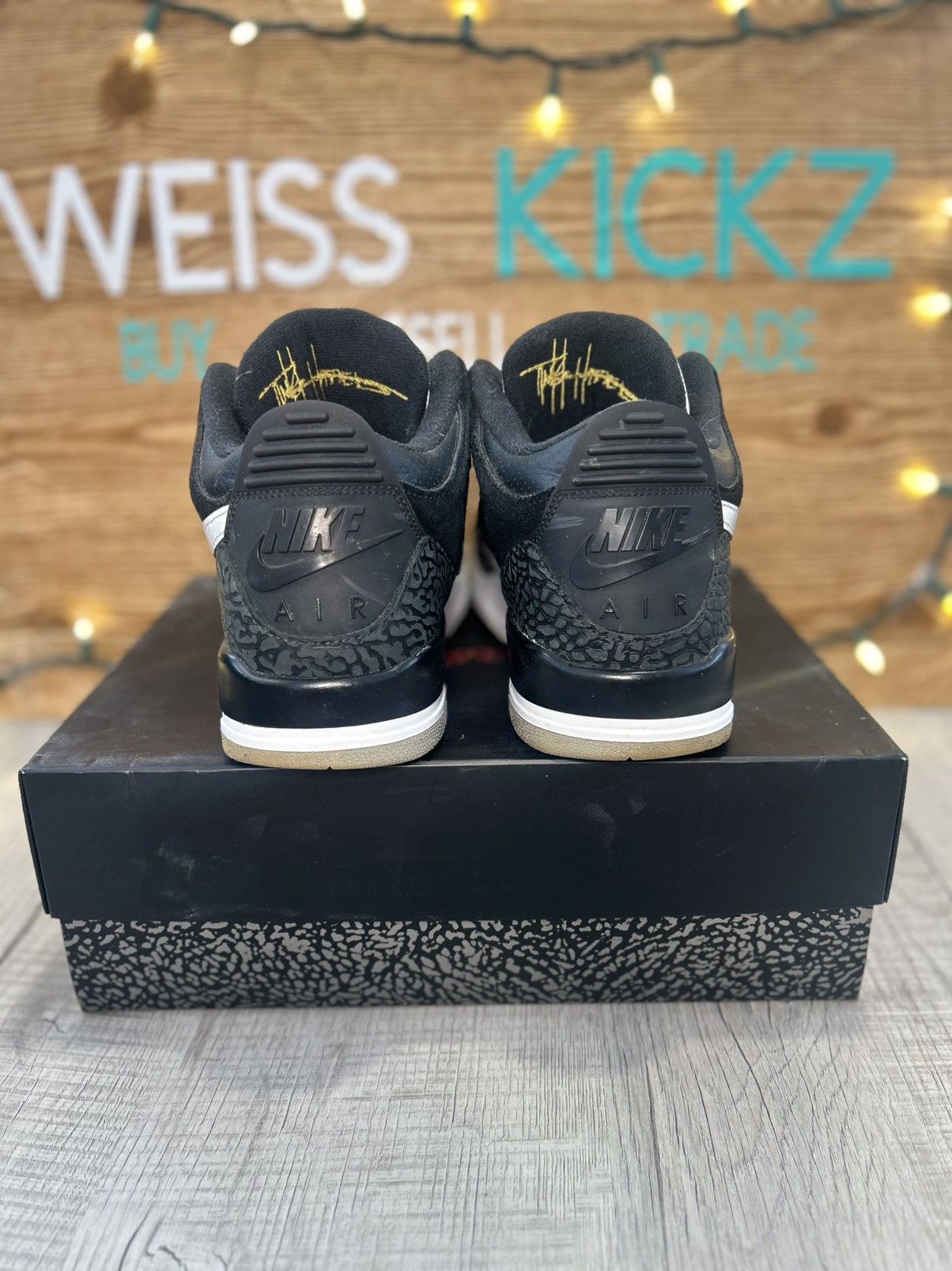 Jordan Brand Jordan 3 tinker black gold Size US 10 / EU 43 - 6 Thumbnail