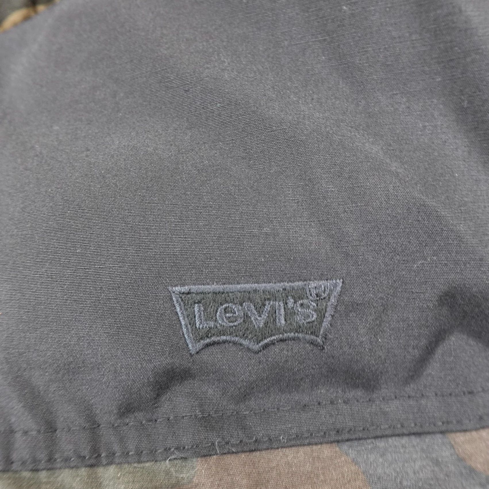 Levi's Levi's Jacket Men 2XL Green Camouflage Quilted Puffer Coat Full Zip Insulated Casual Jacket Mens 2XL Green Camouflage Puffer Coat Levi's Jacket Size US XXL / EU 58 / 5 - 5 Thumbnail