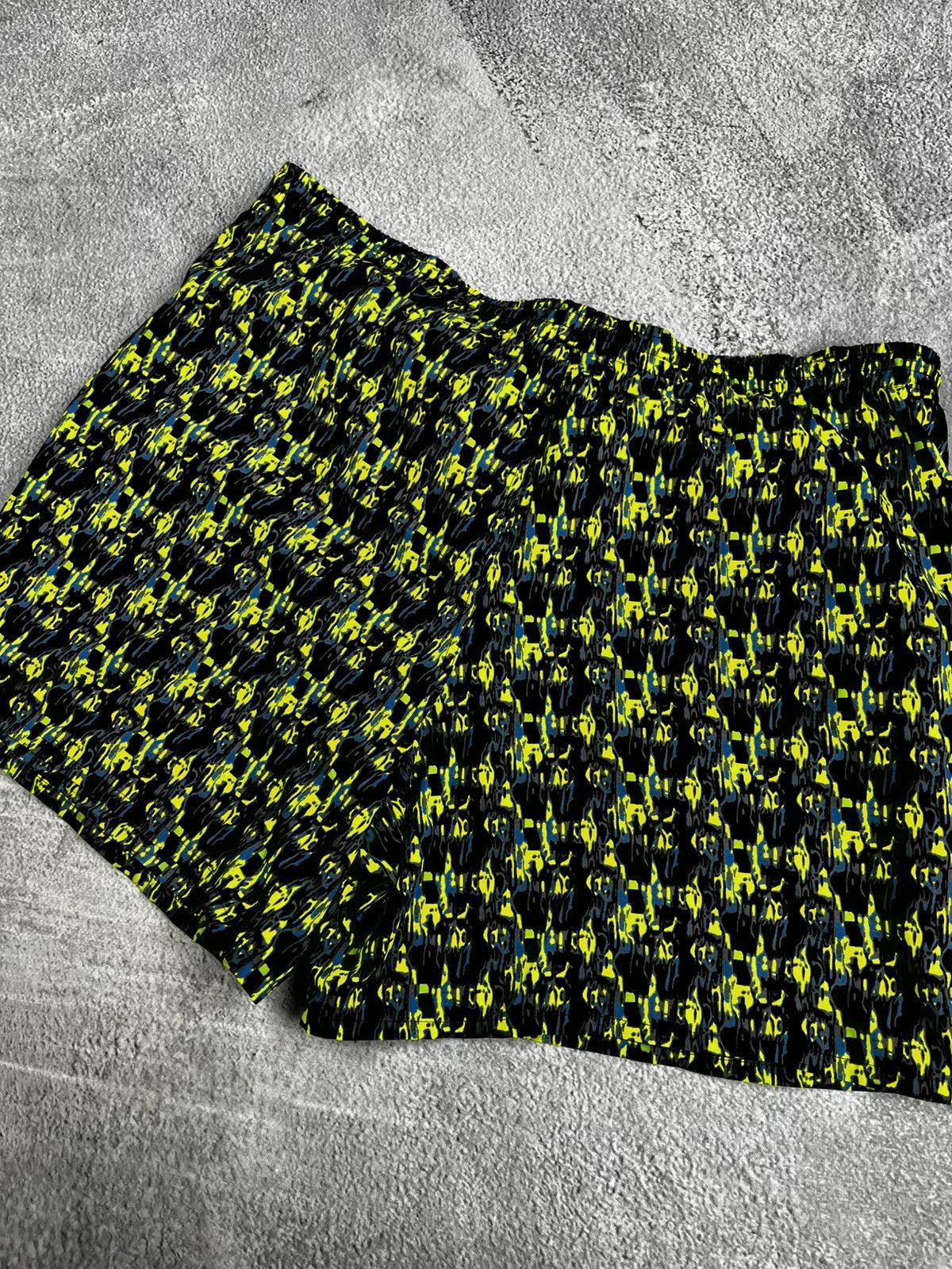 Nike Vintage 90s Nike Geometric Abstract All Over Swim shorts Size US 34 / EU 50 - 6 Thumbnail