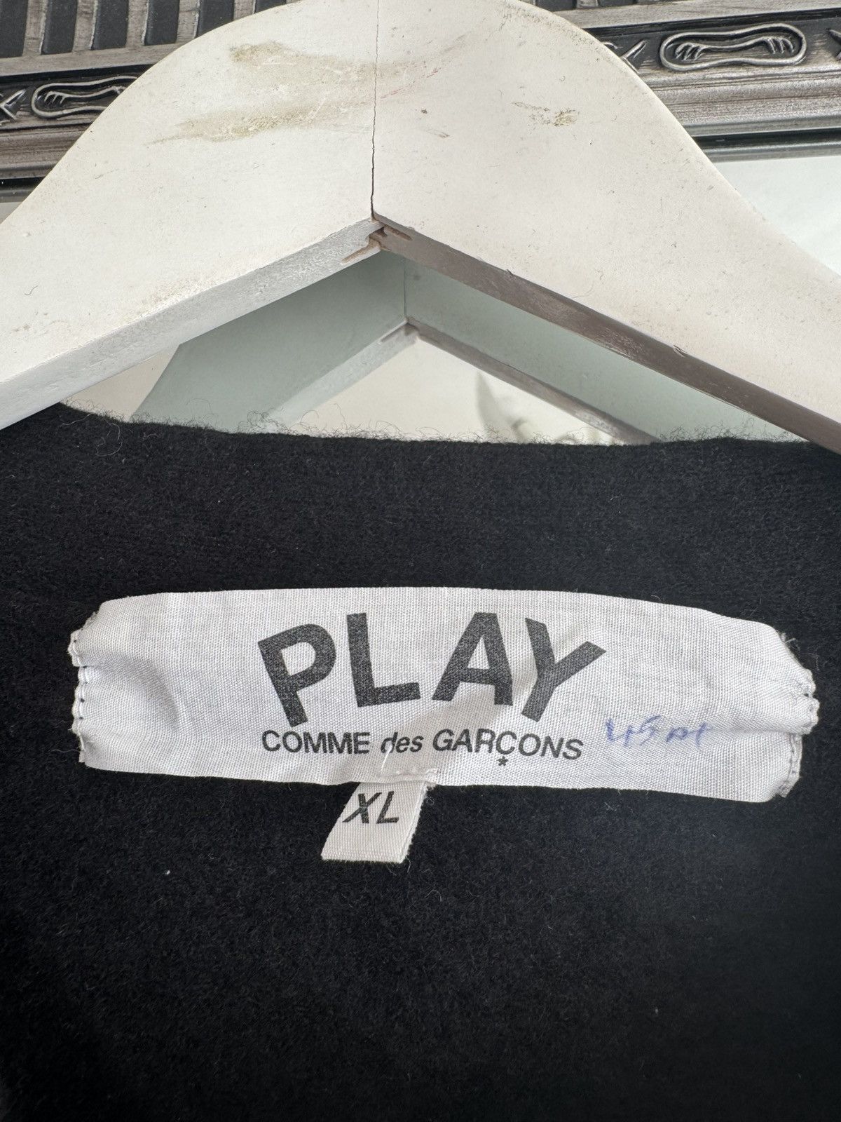 Comme des Garcons Comme des Garçons PLAY Black Wool Cardigan Heart Logo S Size S / US 4 / IT 40 - 8 Thumbnail