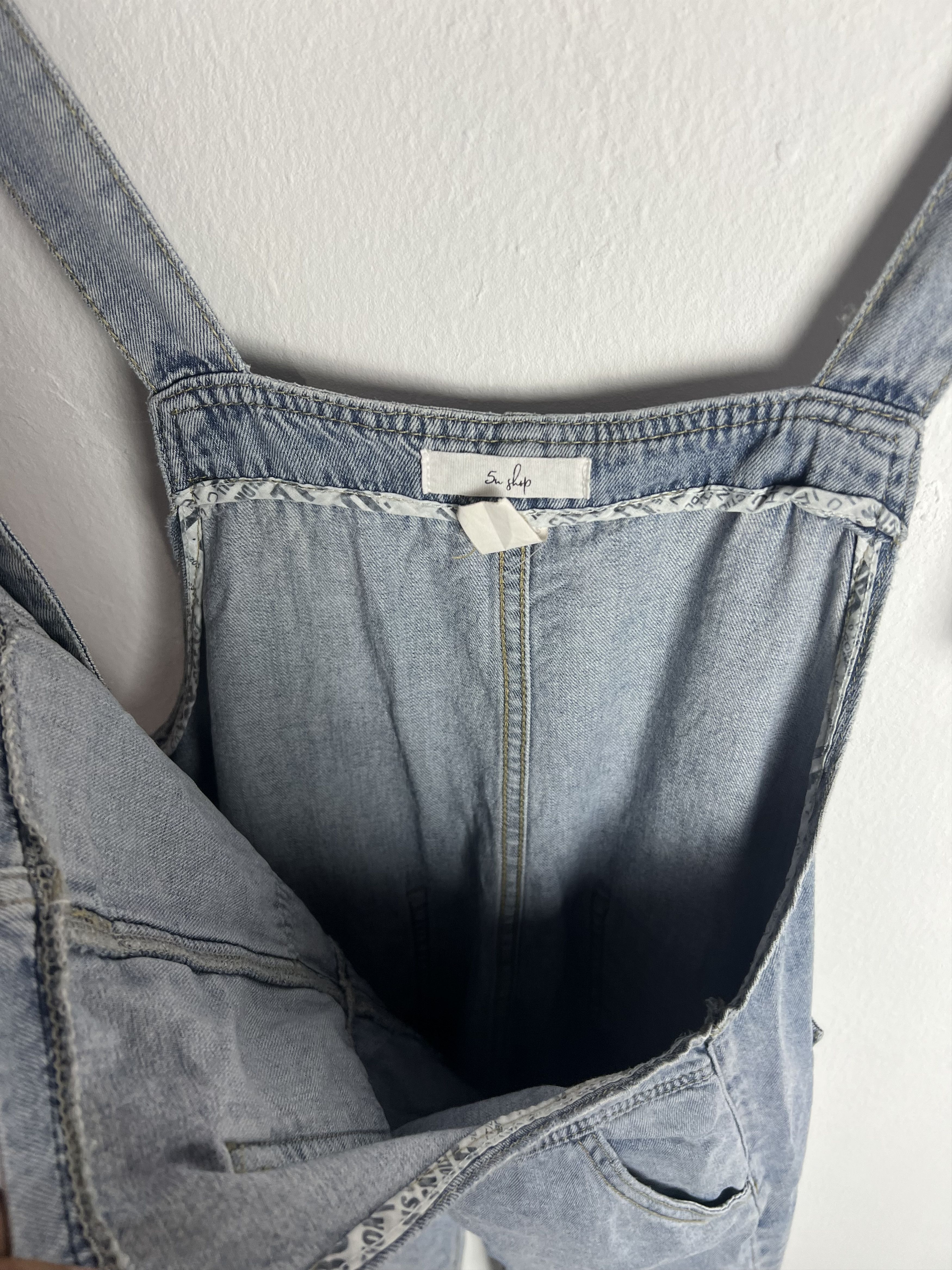 If Six Was Nine 5u Shops Light Wash Distressed Denim Overalls Size US 35 - 12 Thumbnail
