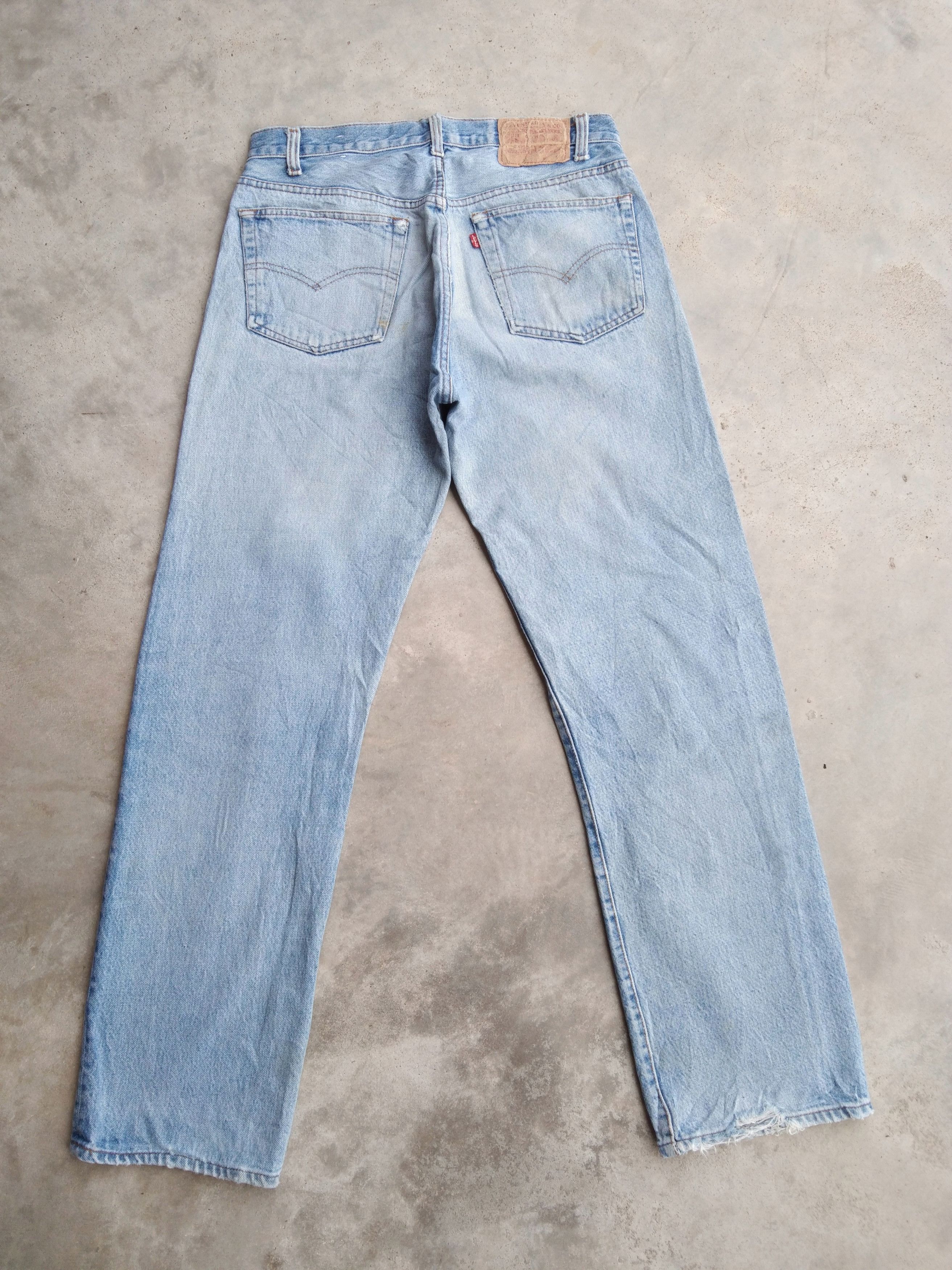 Levi's 80s Vintage Levi's 501 Made In USA Distressed Jeans 30x30 Size US 30 / EU 46 - 2 Thumbnail