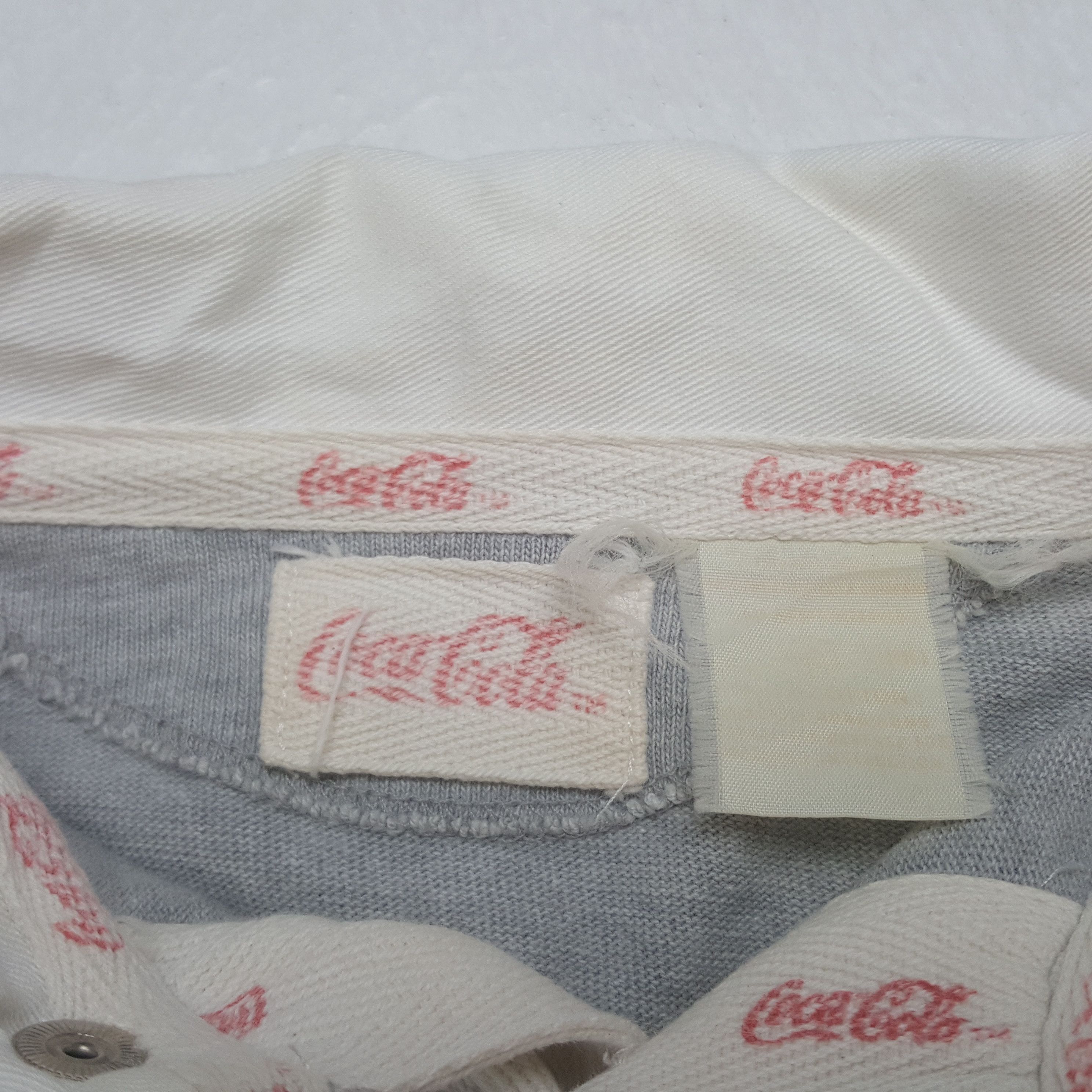 Coca Cola Vintage Coca Cola American Soda Drink Polos C301N13 Size US L / EU 52-54 / 3 - 5 Thumbnail