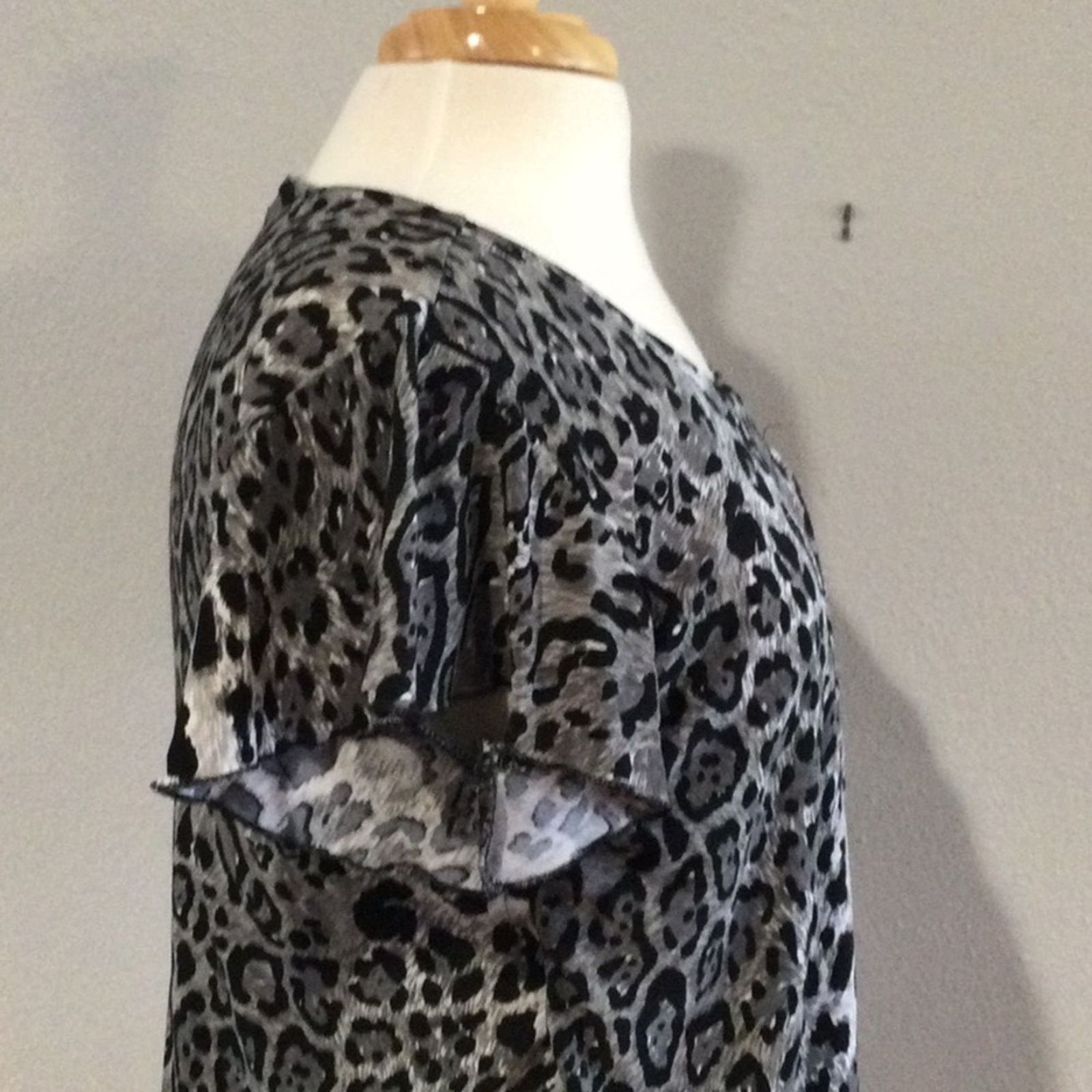 Other Ashli Couture Gray & Black Leopard Print Pleated Blouse L Size L / US 10 / IT 46 - 5 Thumbnail