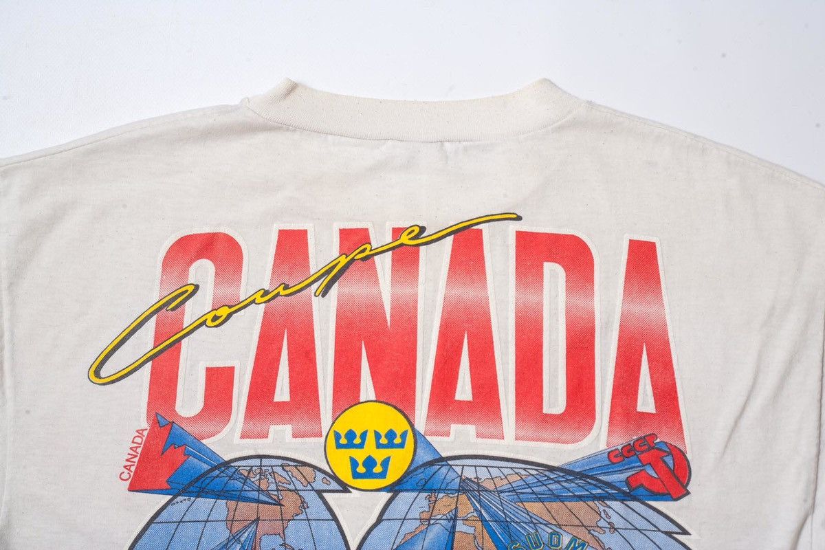 Vintage Vintage Canada Ice Hockey T-Shirt Mens One Size White 1991 Size US XL / EU 56 / 4 - 9 Thumbnail