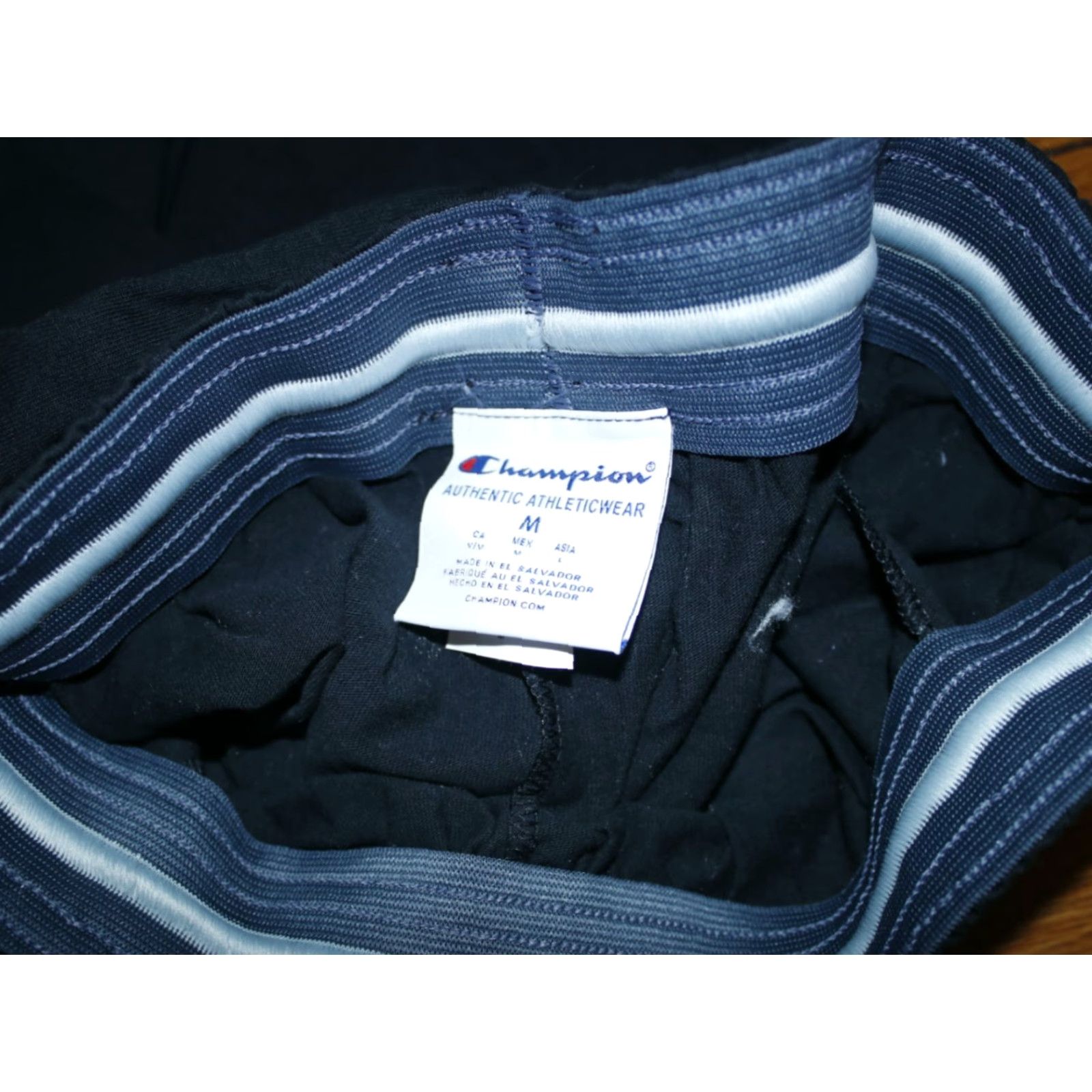 Champion VINTAGE Champion Mens Black Sweatpants Activewear Drawstring Size Medium Tapered Leg Gym Lounge Size US 31 - 6 Thumbnail