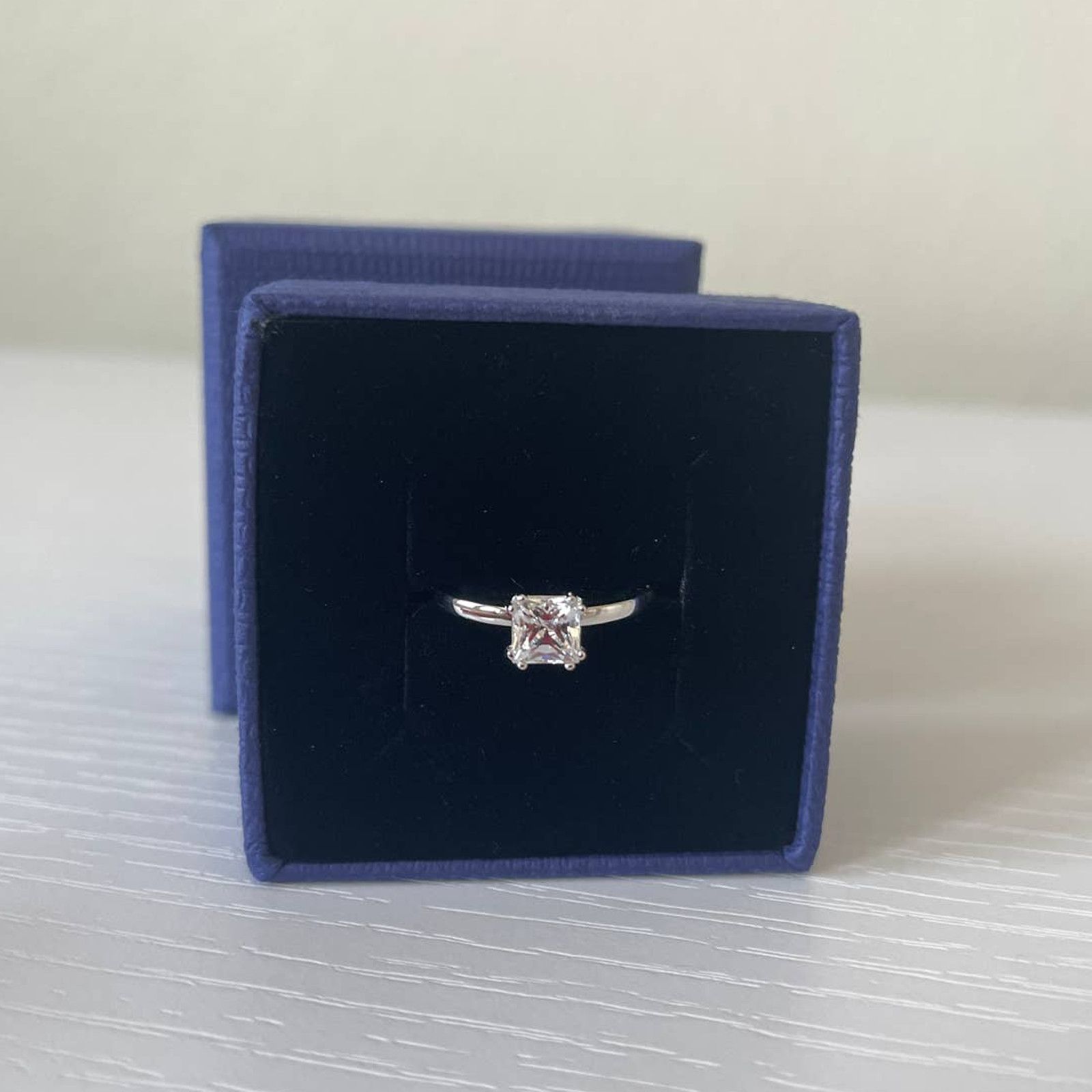 Swarovski Swarovski Attract ring Square Rhodium plated size 9 / EUR 60 Size ONE SIZE - 10 Thumbnail