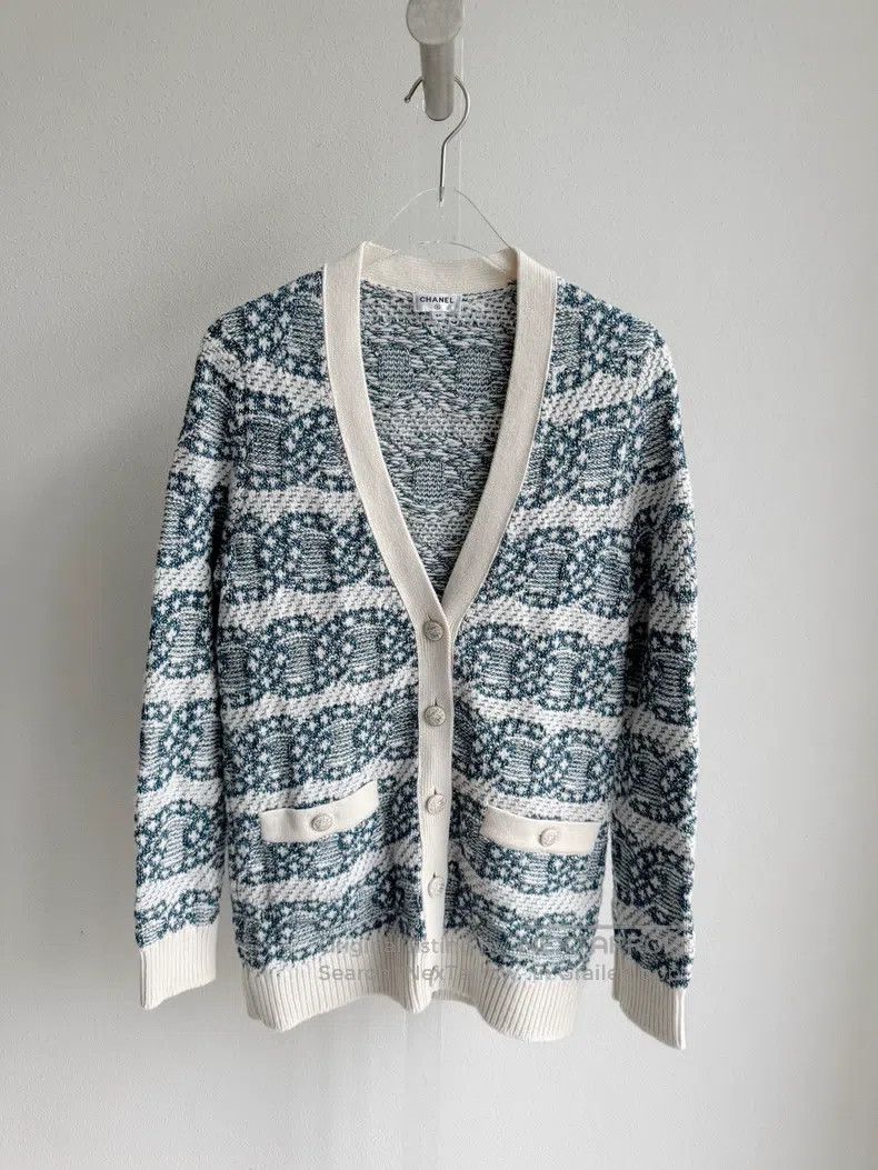 Chanel Chanel Blue and white colour-block knitted cardigan coat Size XXS / US 00 / IT 34 - 2 Thumbnail