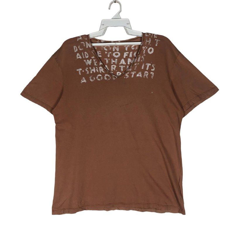 Maison Margiela Maison Margiela AIDS Brown V-Neck T-Shirt Size M / US 6-8 / IT 42-44 - 1 Thumbnail