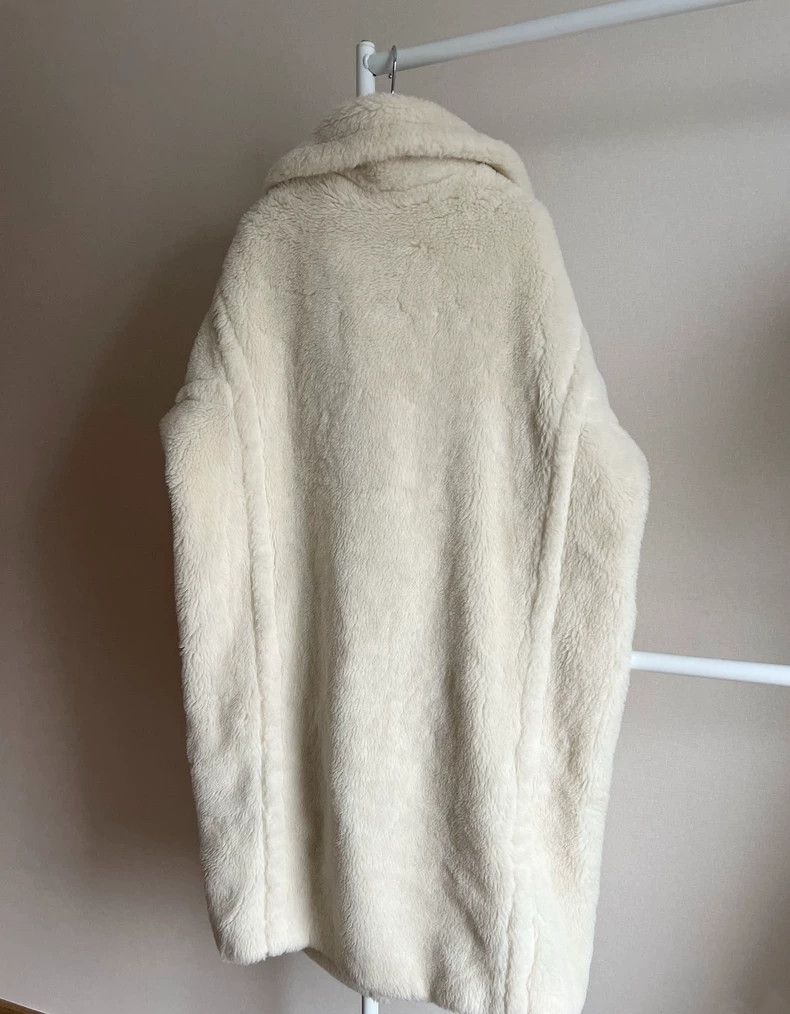 Max Mara Max Mara White teddy coat Size S / US 4 / IT 40 - 2 Thumbnail