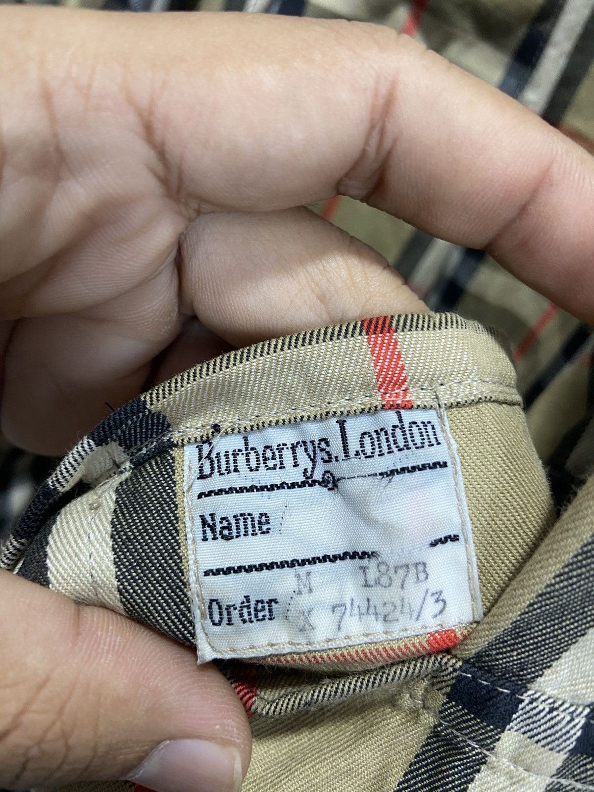 Burberry Vintage Burberrys Nova check Trench Coat Made in England Size US M / EU 48-50 / 2 - 18 Thumbnail