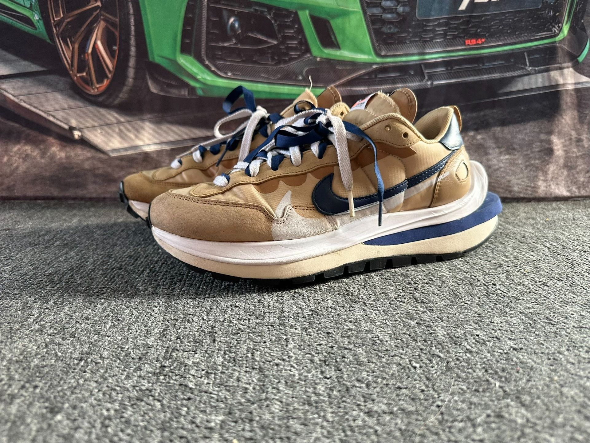 Sacai Sacai Orange Lowtop Sneakers 11 Men Size US 11 / EU 44 - 1 Thumbnail