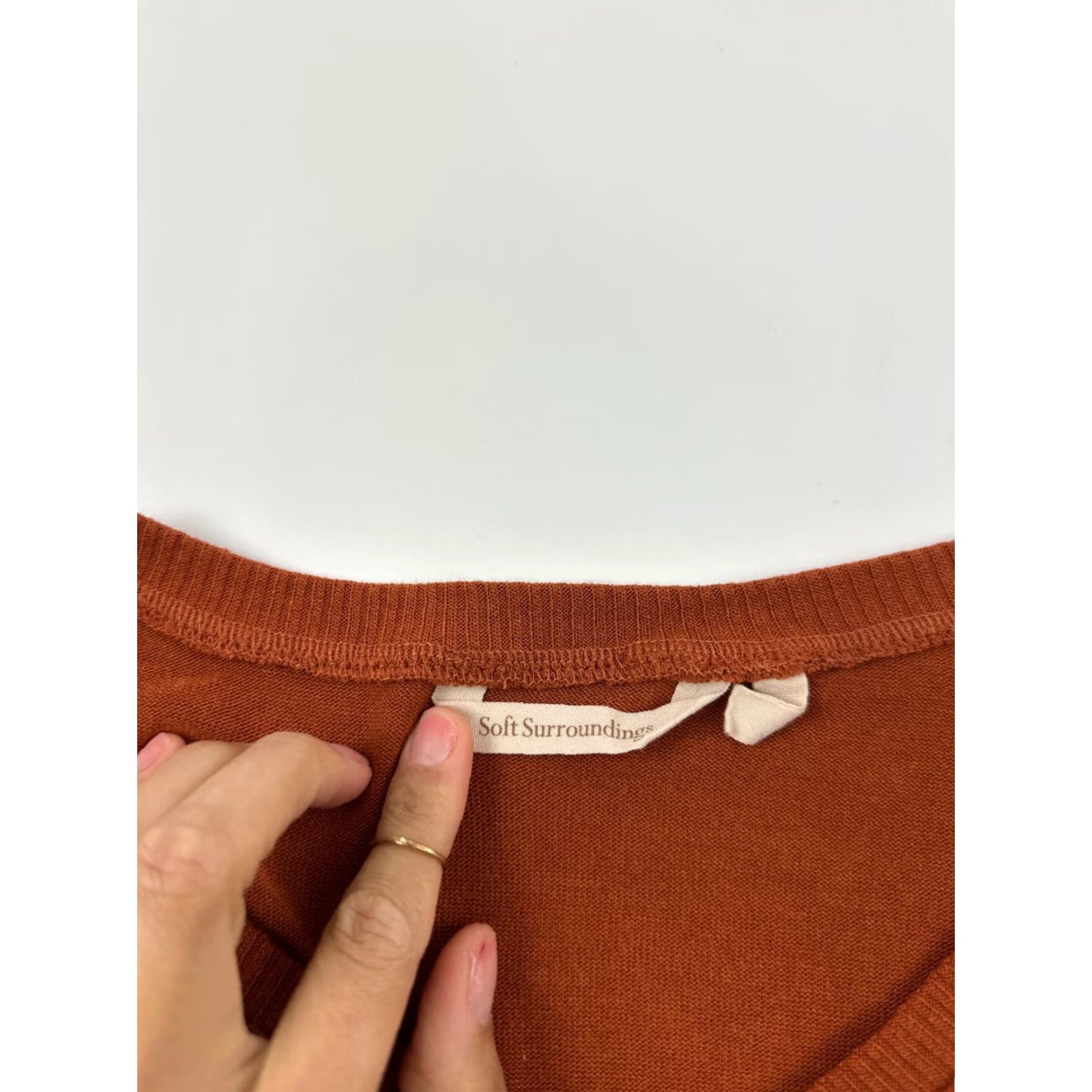 Soft Surroundings Soft Surroundings Shirt Womens XS Brown V-Neck Long Sleeve Pullover Blouse Lightweight Casual Knit Top Size XS / US 0-2 / IT 36-38 - 3 Thumbnail