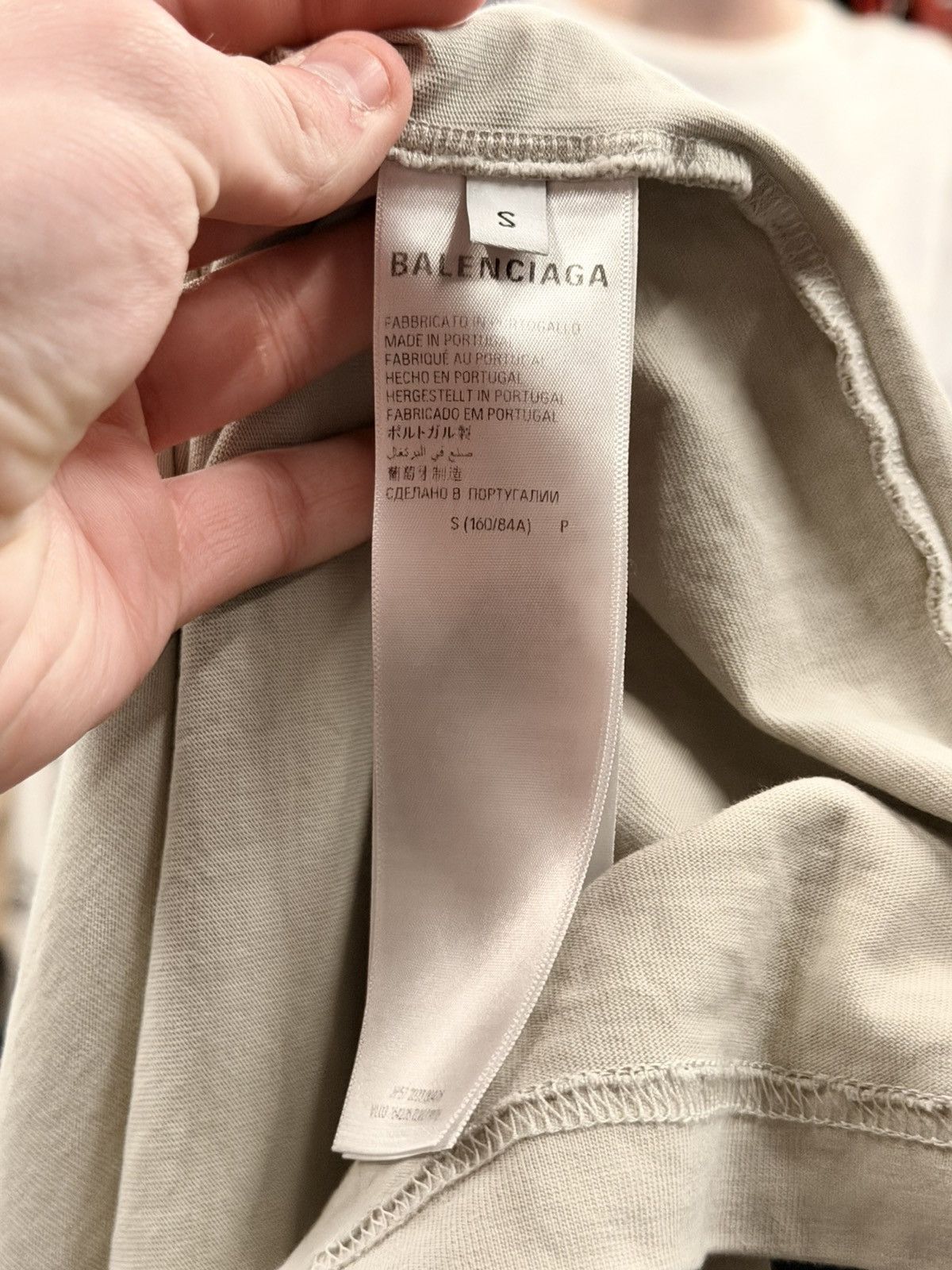 Balenciaga Balenciaga Dubai T-Shirt Size US S / EU 44-46 / 1 - 4 Thumbnail