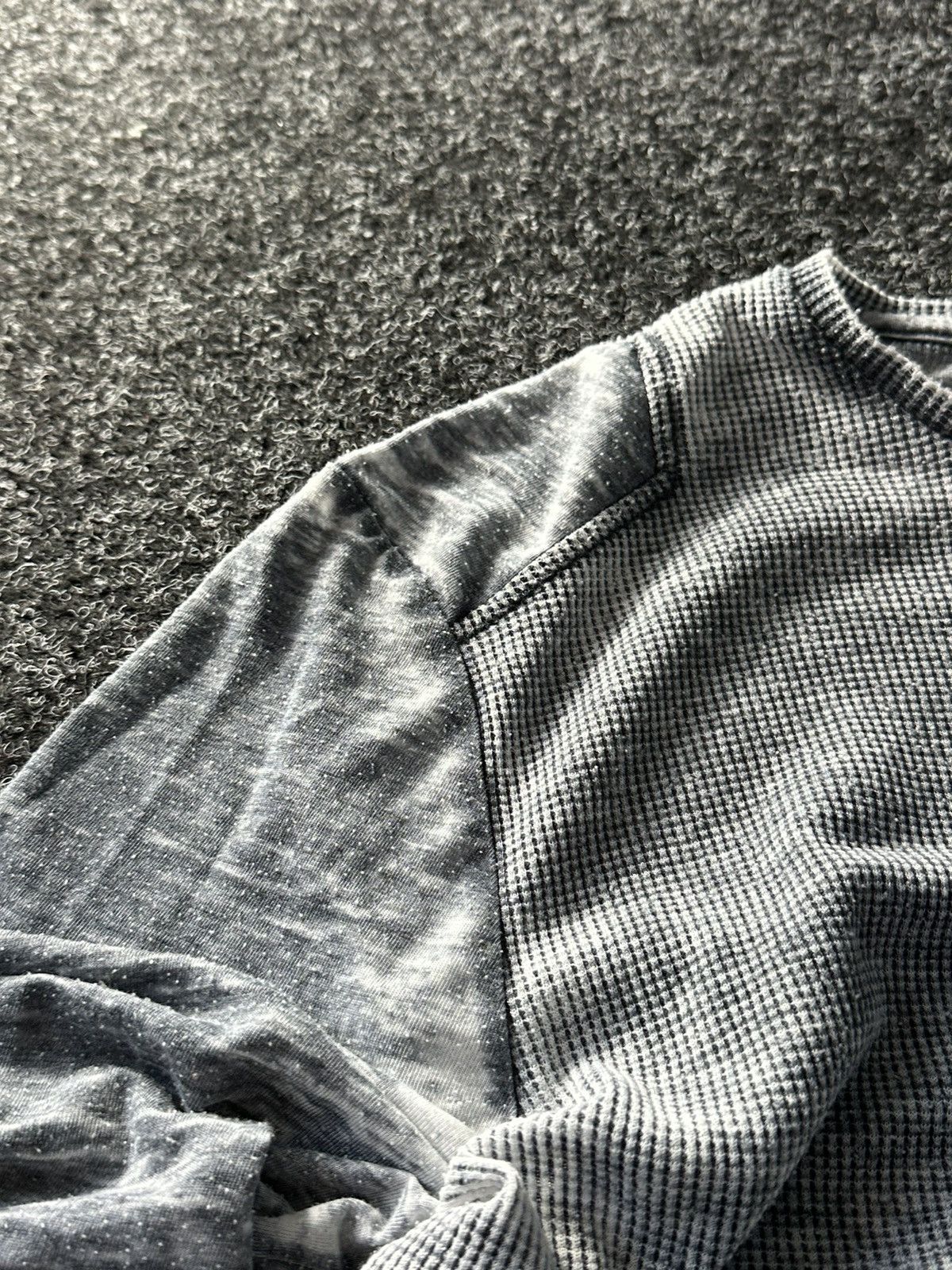 Guess 🚨Vintage GUESS CRAZY Big Logo Faded GRAY Y2K Opium RARE Size US L / EU 52-54 / 3 - 6 Thumbnail