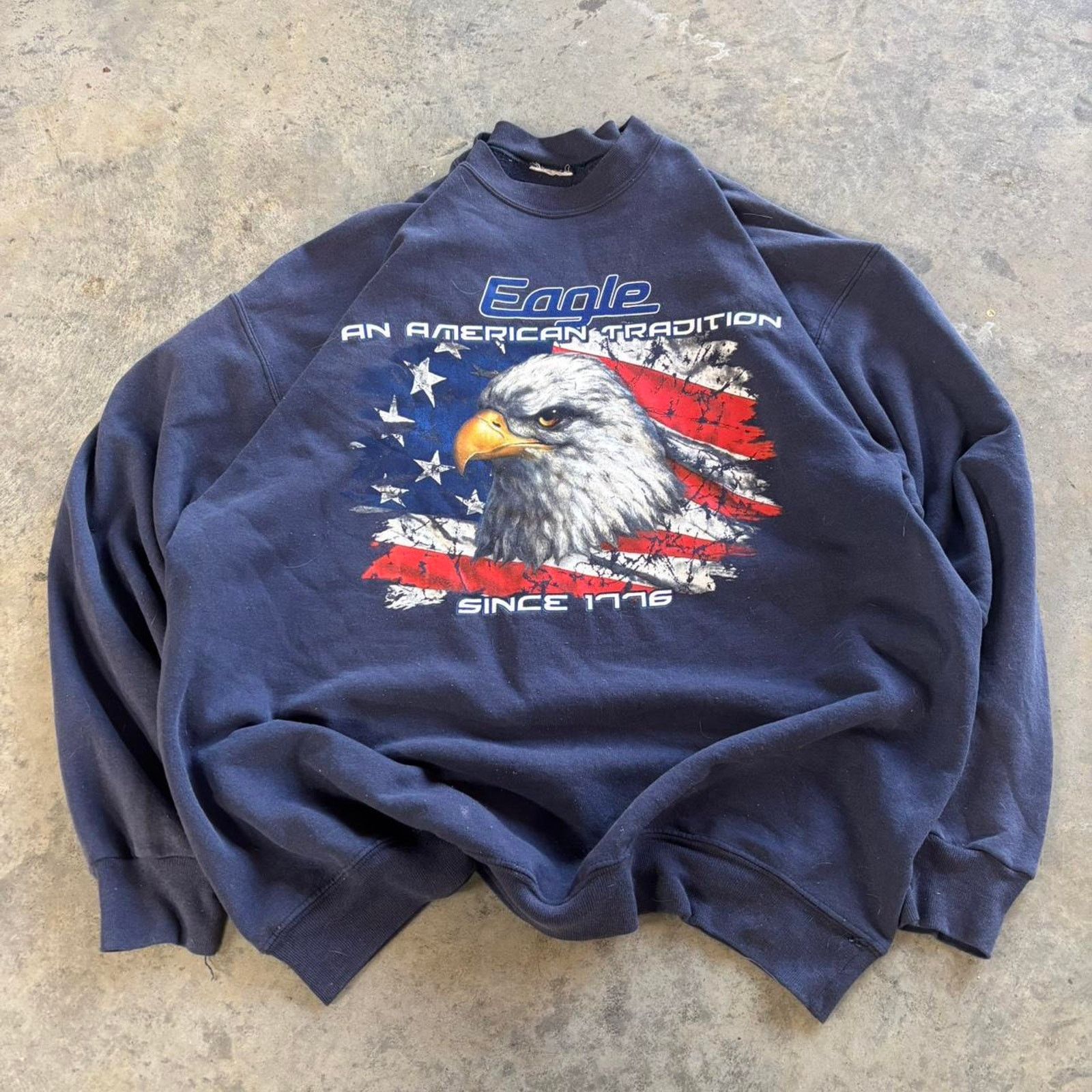 Nike × Russell Athletic × Vintage 90s Patriotic USA Crewneck Size US XL / EU 56 / 4 - 1 Thumbnail